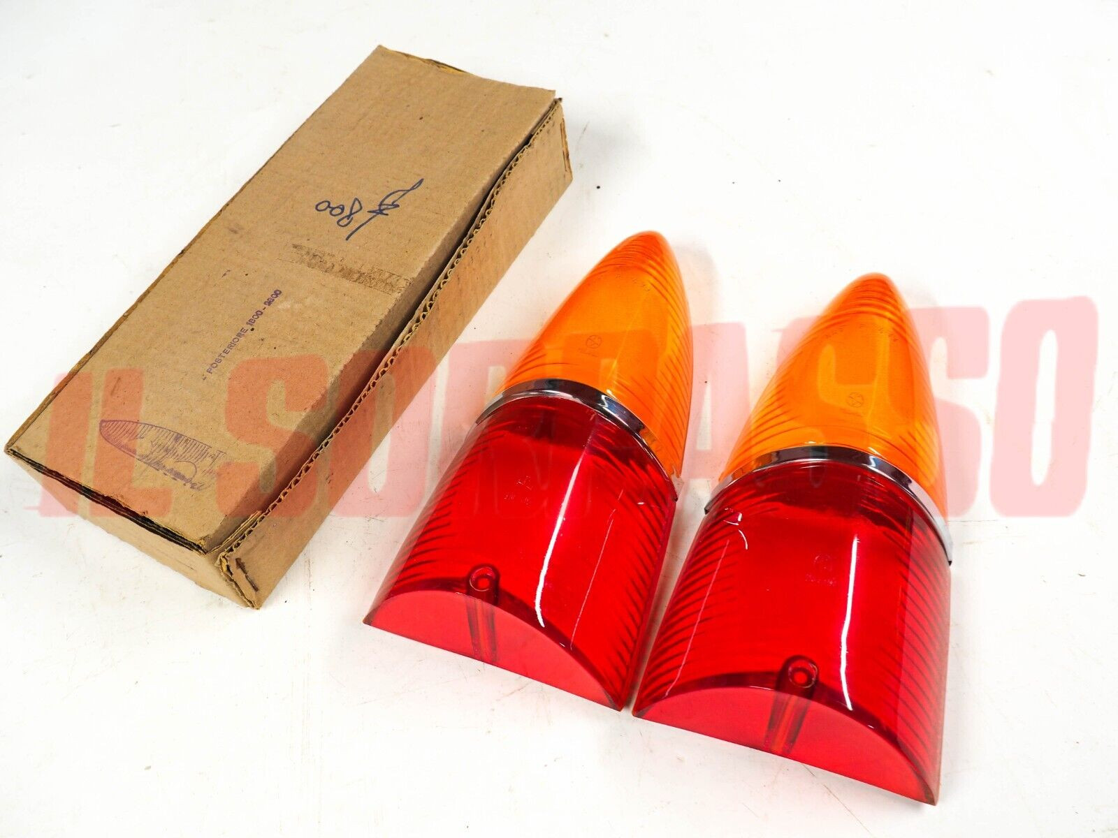 PLASTICHE FANALI POSTERIORI FIAT 1500 L 1800 2100 BERLINA MARCA PV PLASTICHE FANALI POSTERIORI FIAT 1500 L 1800 2100 BERLINA MARCA PV