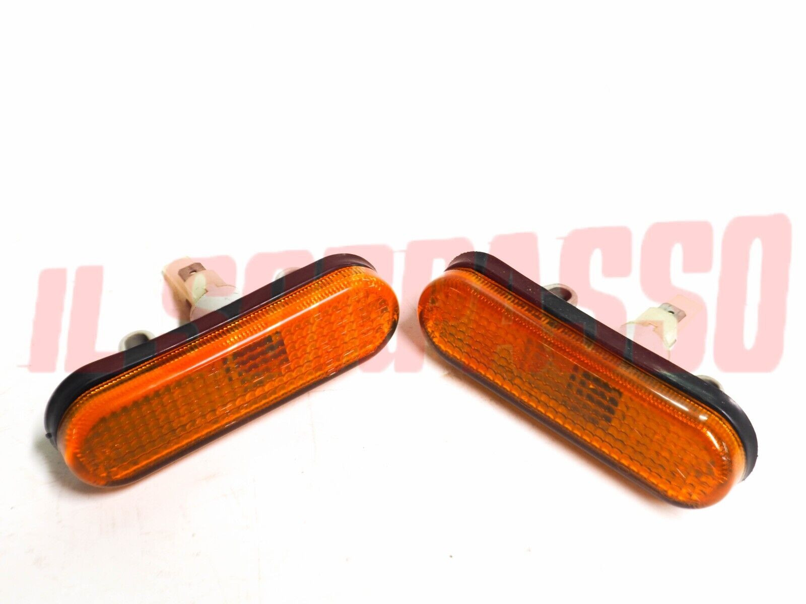 FANALINI FRECCE LATERALI ALFA 75 + TURBO + 33 + DUETTO 4 SERIE ORIGINALI GECAR FANALINI FRECCE LATERALI ALFA 75 + TURBO + 33 + DUETTO 4 SERIE ORIGINALI GECAR