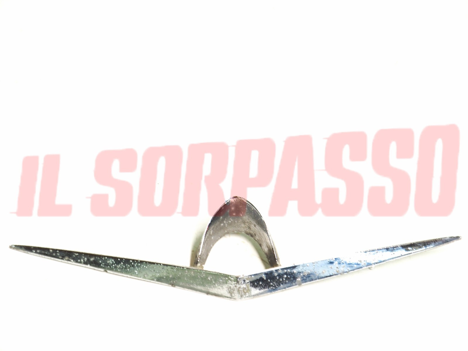 FREGIO PULSANTE SERRATURA COFANO POSTERIORE FIAT 1500 L 1800 2100 ORIGINALE USAT FREGIO PULSANTE SERRATURA COFANO POSTERIORE FIAT 1500 L 1800 2100 ORIGINALE USAT