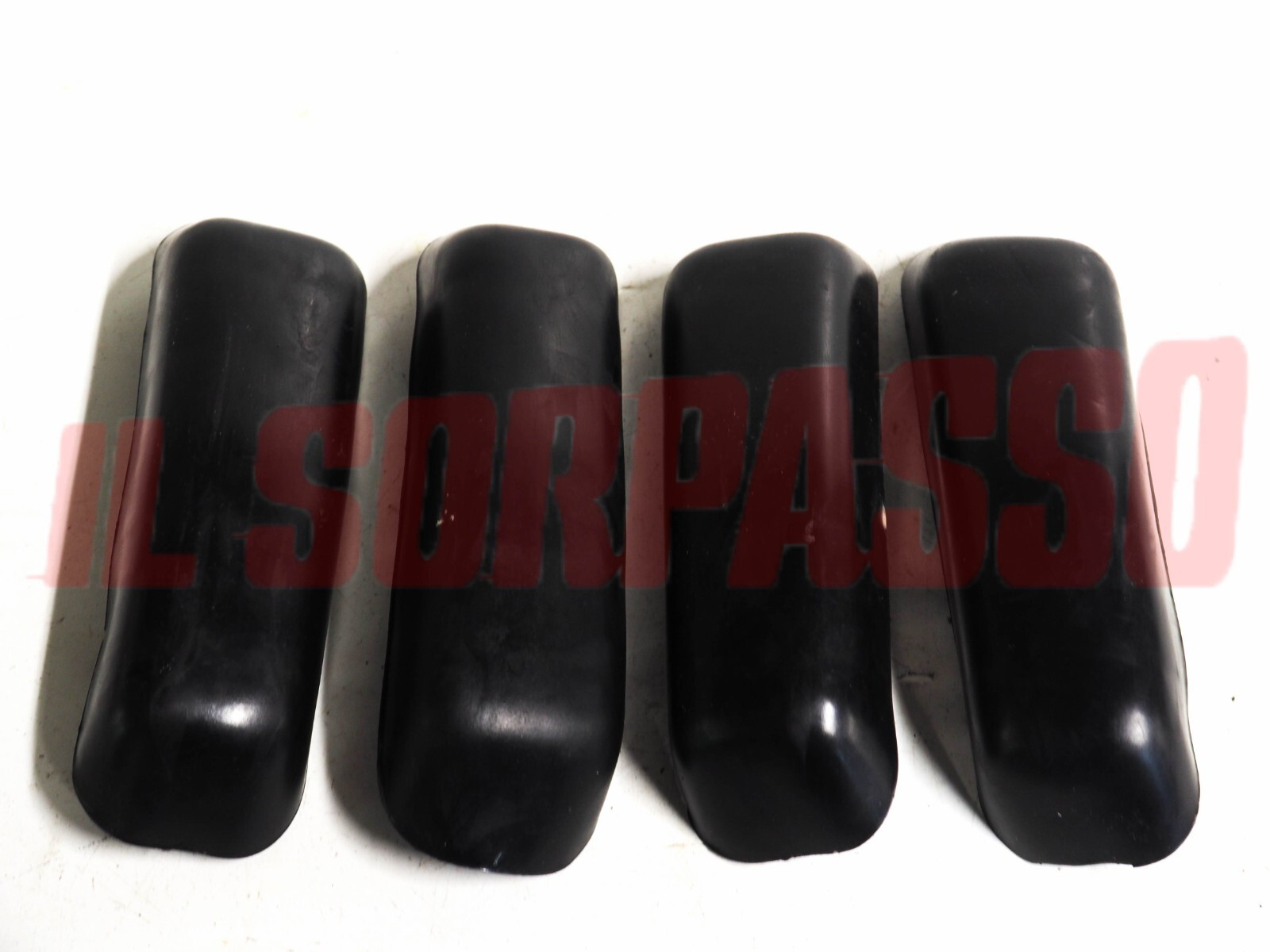 GOMME ROSTRI BORCHIE PARAURTI FIAT 500 D F R 600 E FANALONA ORIGINALI GOMME ROSTRI BORCHIE PARAURTI FIAT 500 D F R 600 E FANALONA ORIGINALI