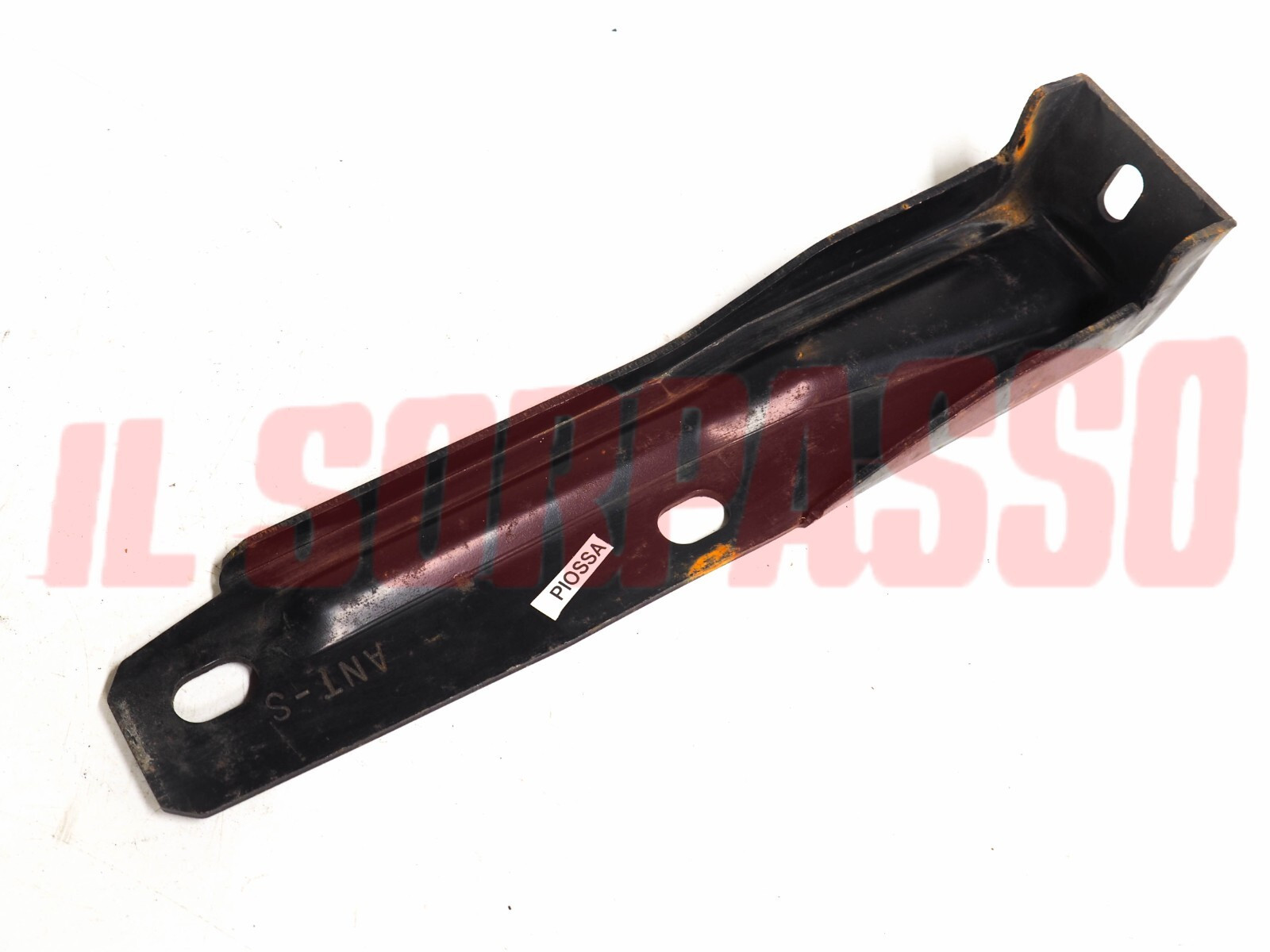 STAFFA PARAURTI ANTERIORE SINISTRA FIAT RITMO 2 SERIE - REGATA ORIGINALE STAFFA PARAURTI ANTERIORE SINISTRA FIAT RITMO 2 SERIE - REGATA ORIGINALE