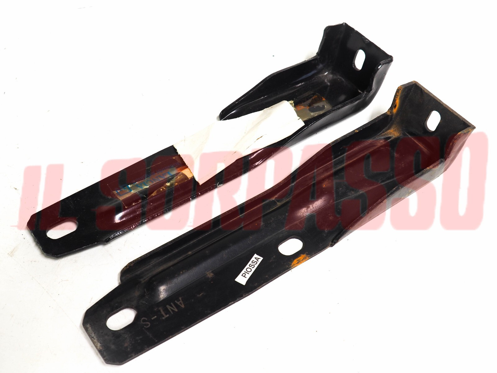 STAFFE PARAURTI ANTERIORE DESTRA SINISTRA FIAT RITMO 2 SERIE - REGATA ORIGINALI STAFFE PARAURTI ANTERIORE DESTRA SINISTRA FIAT RITMO 2 SERIE - REGATA ORIGINALI