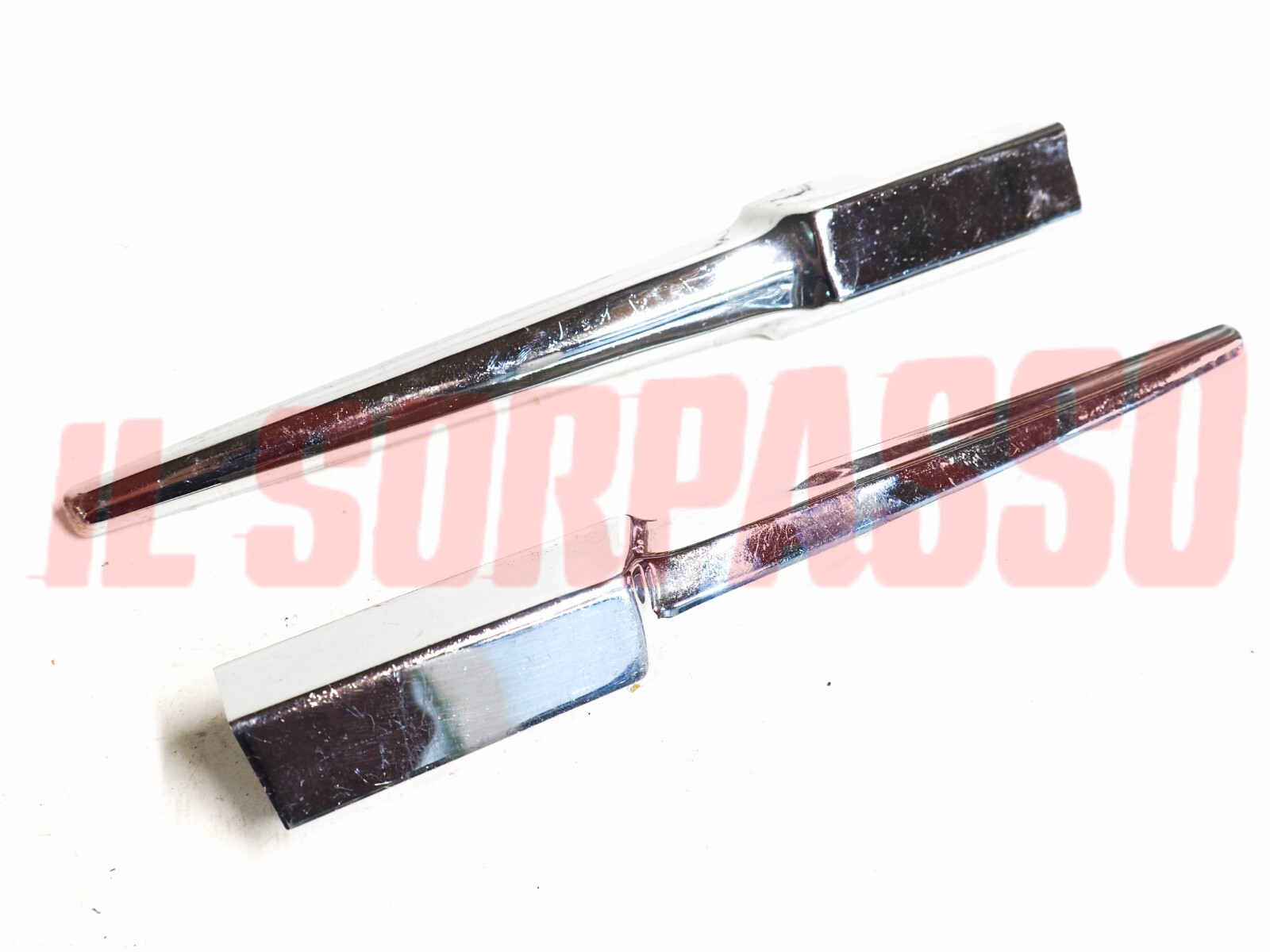 BAFFI MASCHERINA FRONTALE STEMMA FIAT 600 ABARTH - 850 TC ORIGINALI BAFFI MASCHERINA FRONTALE STEMMA FIAT 600 ABARTH - 850 TC ORIGINALI