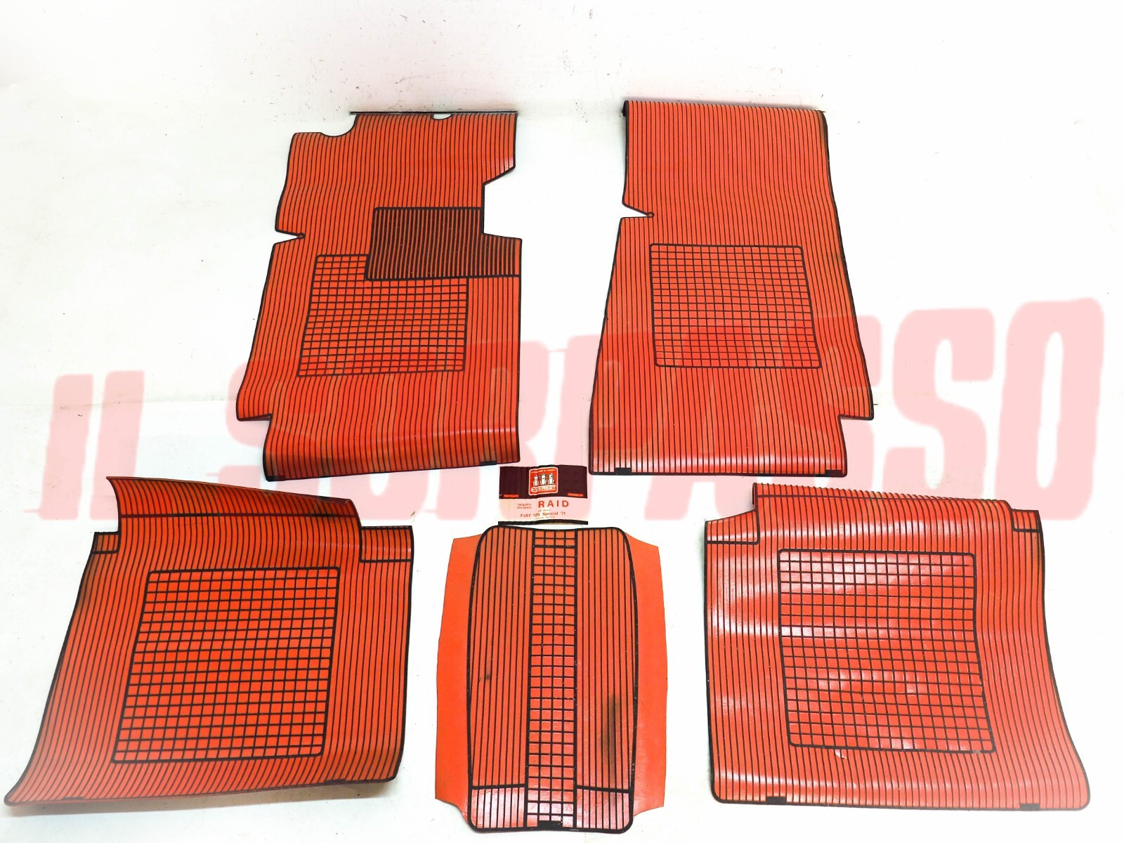 SOPRA TAPPETI ROSSI E NERI FIAT 125 SPECIAL DAL 1971 ORIGINALI EVEREST SOPRA TAPPETI ROSSI E NERI FIAT 125 SPECIAL DAL 1971 ORIGINALI EVEREST