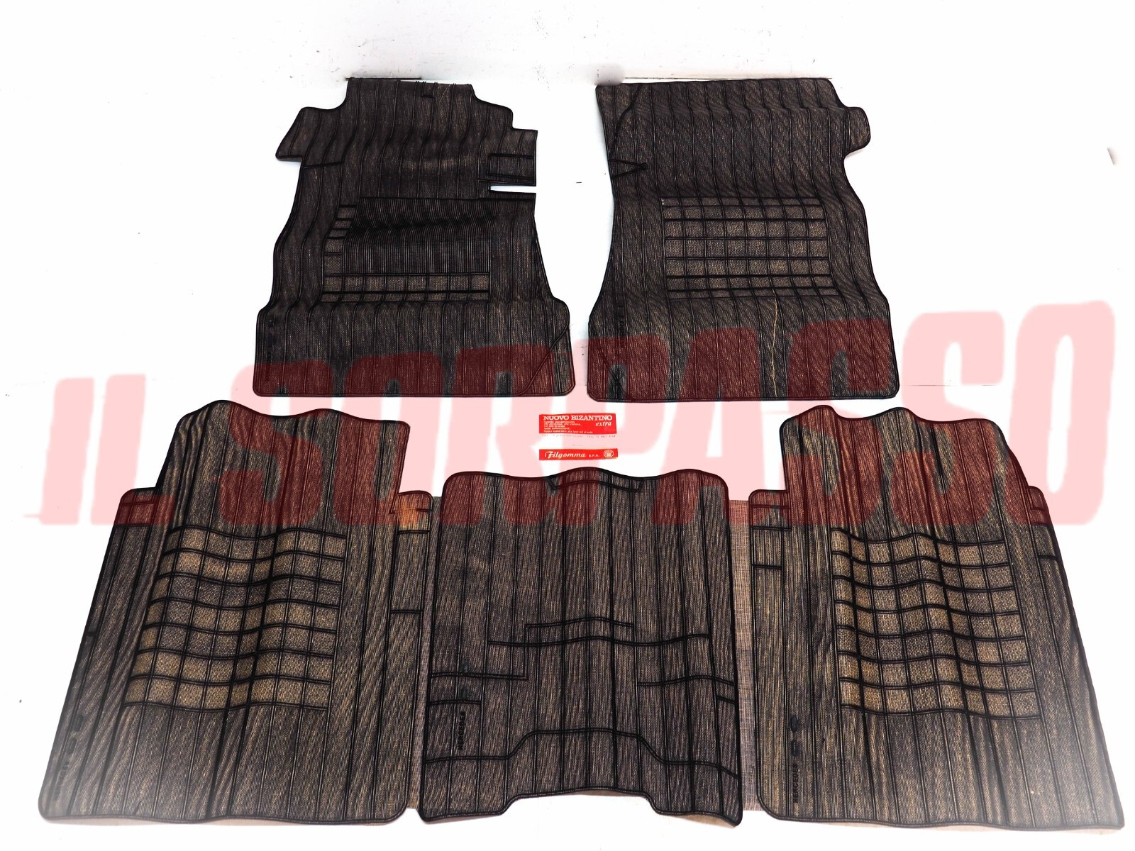 SOPRA TAPPETI BEIGE E NERI MERCEDES 220 250 280 ORIGINALI FILGOMMA SOPRA TAPPETI BEIGE E NERI MERCEDES 220 250 280 ORIGINALI FILGOMMA