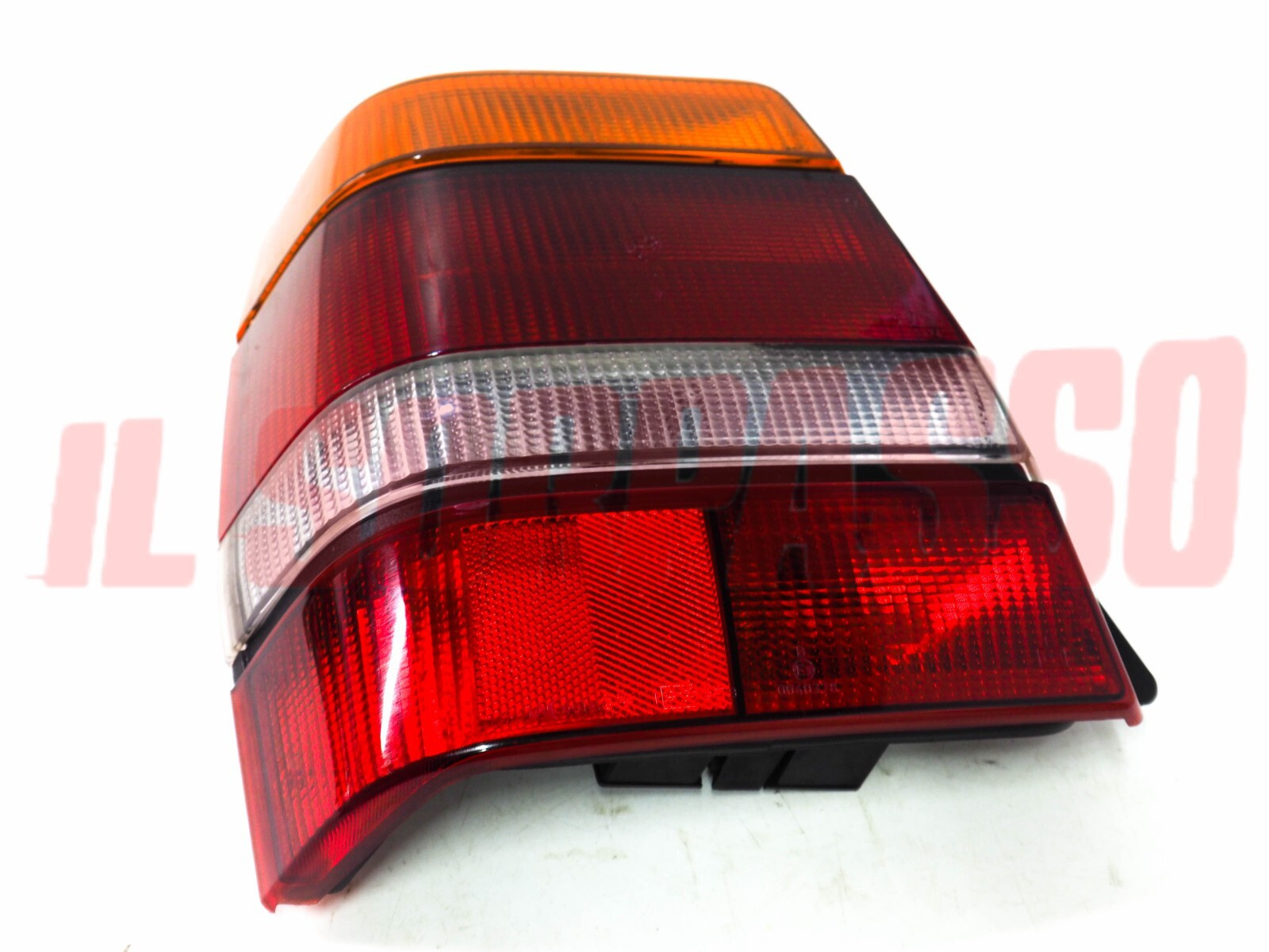 FARO FANALE POSTERIORE SINISTRO LANCIA THEMA I.E. + TURBO ORIGINALE LANCIA SEIMA FARO FANALE POSTERIORE SINISTRO LANCIA THEMA I.E. + TURBO ORIGINALE LANCIA SEIMA