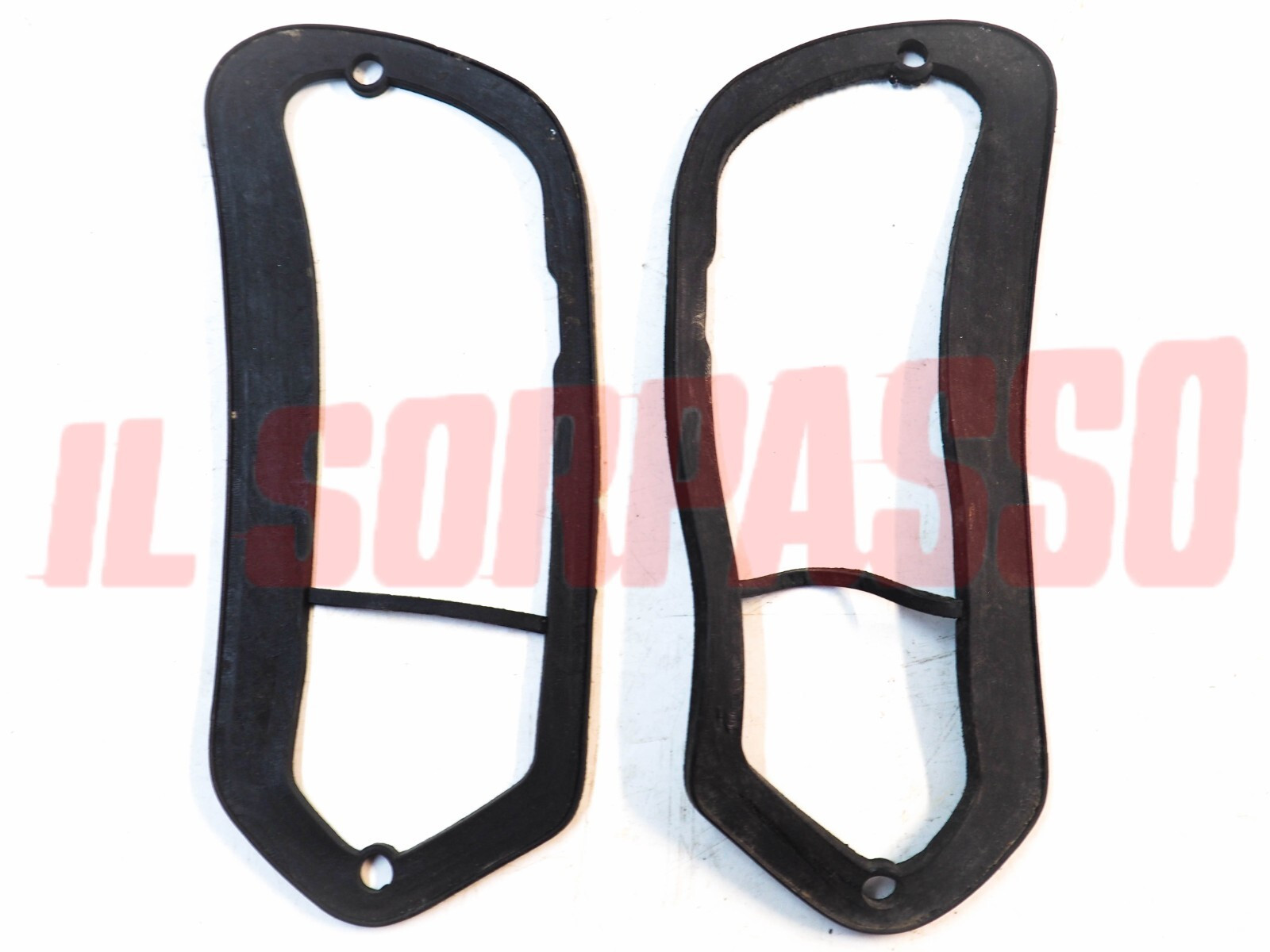 GUARNIZIONI ESTERNE FANALI FARI POSTERIORI FIAT 600 D MARCA LEART GUARNIZIONI ESTERNE FANALI FARI POSTERIORI FIAT 600 D MARCA LEART