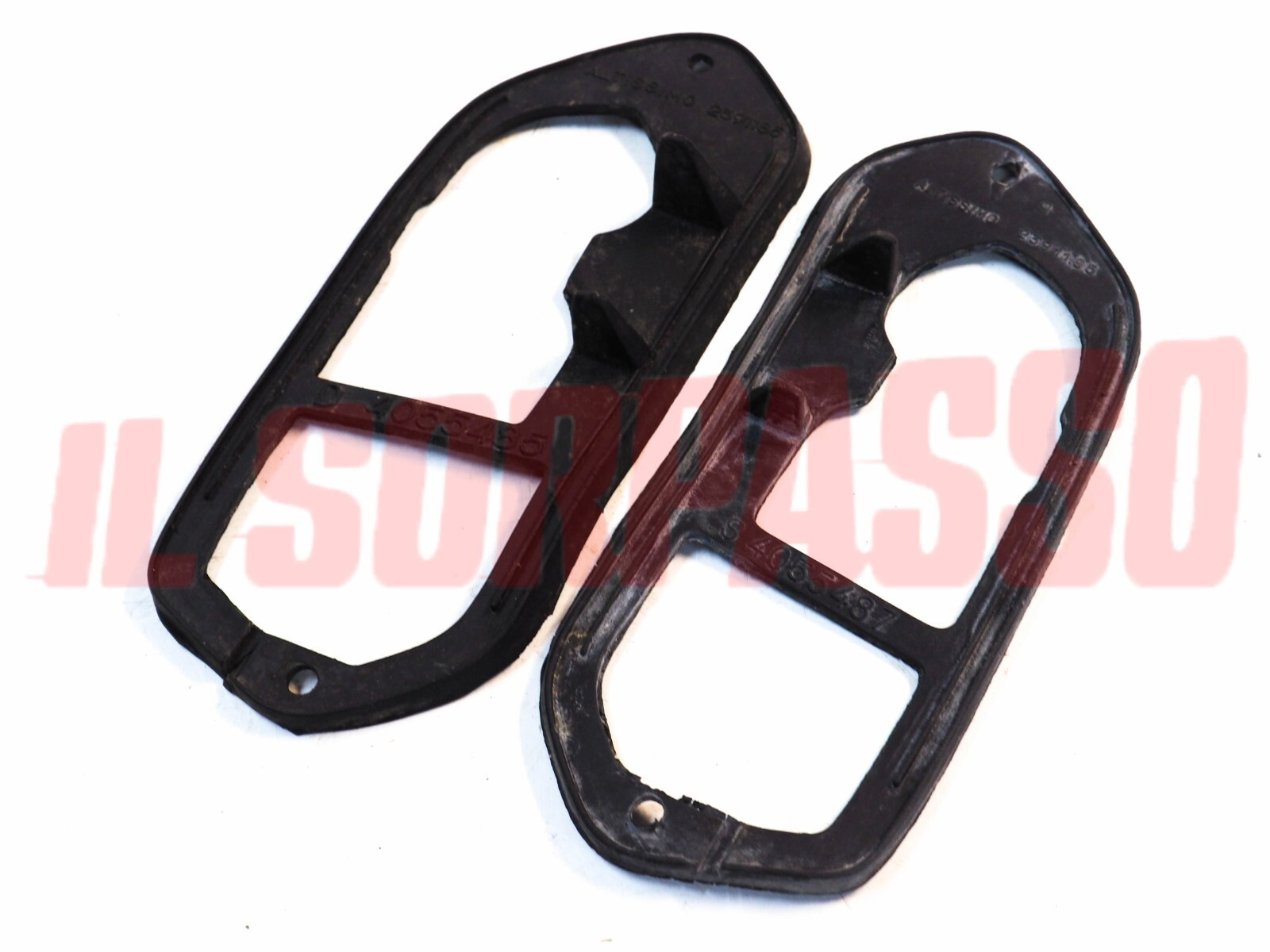 GUARNIZIONI FANALI FARI POSTERIORI FIAT 500 NUOVA 500 D ORIGINALI ALTISSIMO GUARNIZIONI FANALI FARI POSTERIORI FIAT 500 NUOVA 500 D ORIGINALI ALTISSIMO