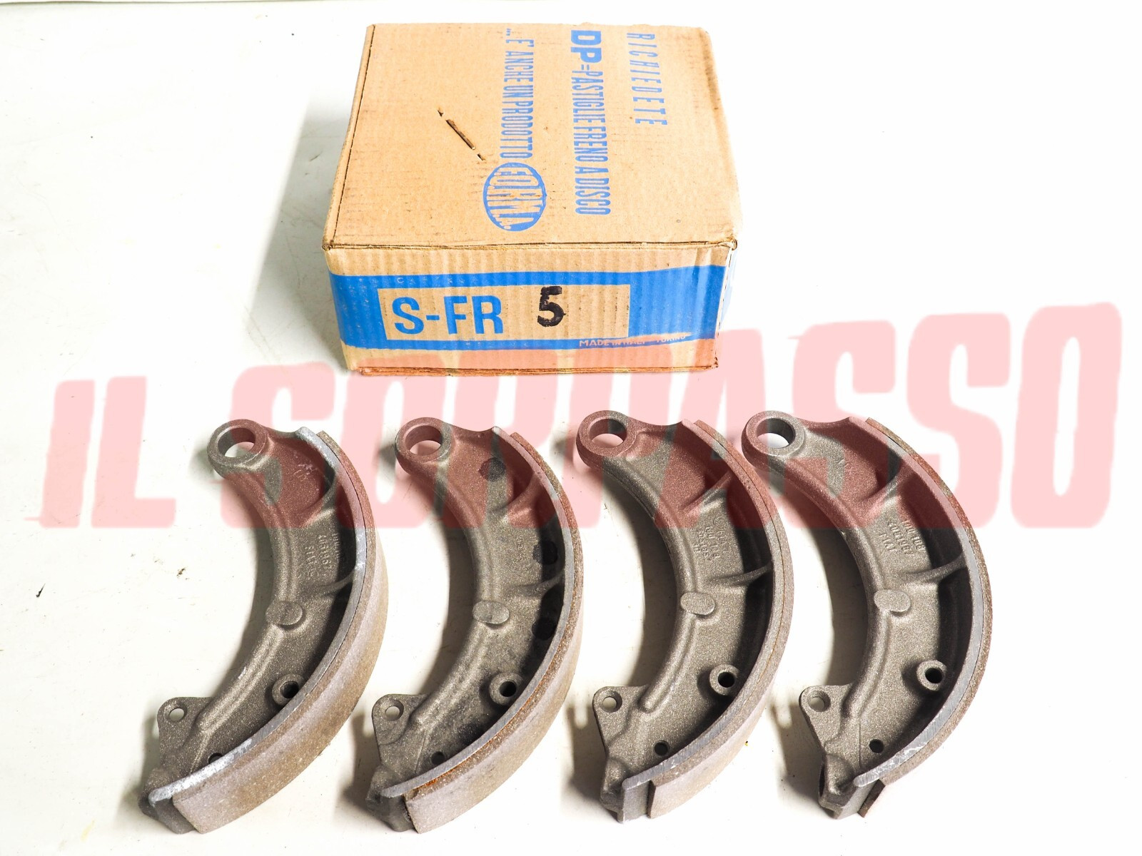 GANASCE FRENO ANTERIORI FIAT 600 850 900 T PULMINO FURGONE FAMILIARE NOS GANASCE FRENO ANTERIORI FIAT 600 850 900 T PULMINO FURGONE FAMILIARE NOS