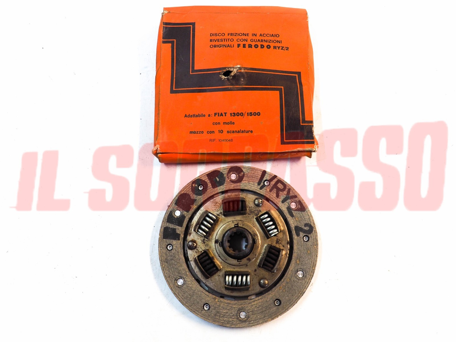 DISCO FRIZIONE FIAT 1300 1500 BERLINA MOD. CON 10 CAVE ORIGINALE FERODO DISCO FRIZIONE FIAT 1300 1500 BERLINA MOD. CON 10 CAVE ORIGINALE FERODO
