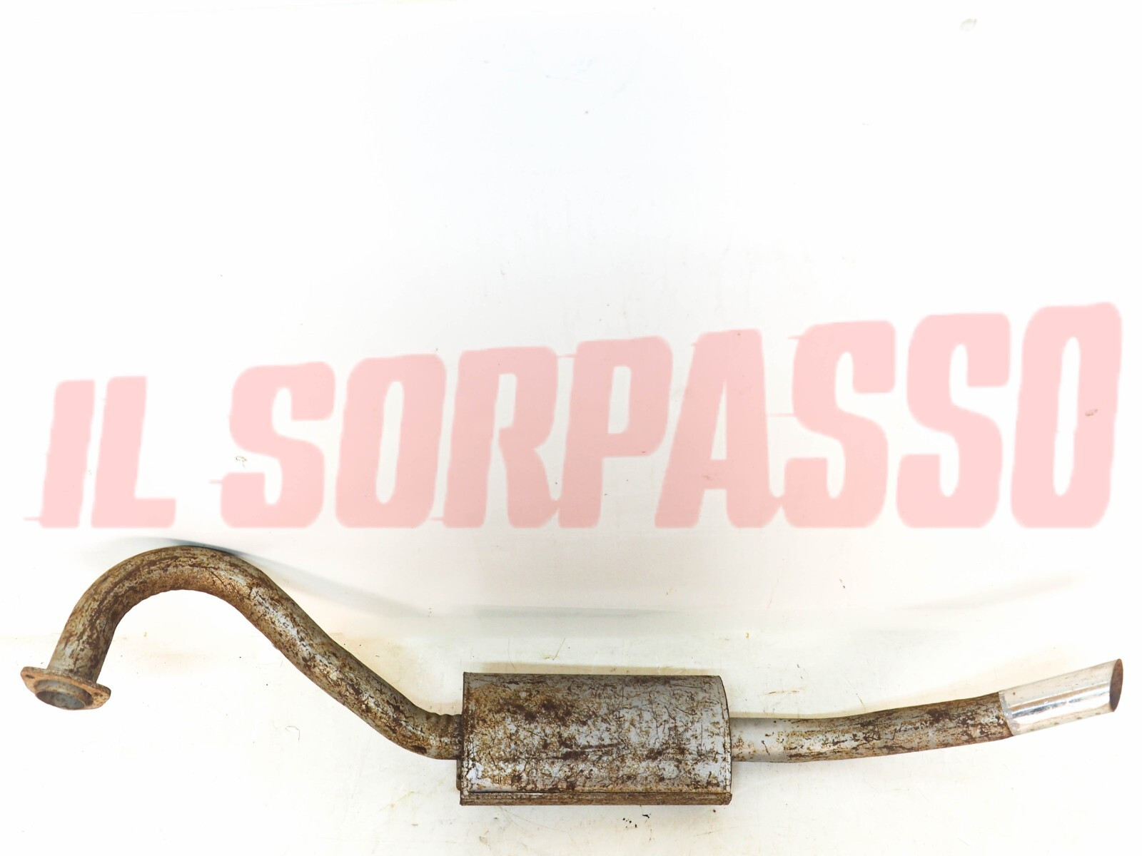 TERMINALE MARMITTA SCARICO ALFA ROMEO GIULIA - GT 1300 1600 FONDO DI MAGAZZINO TERMINALE MARMITTA SCARICO ALFA ROMEO GIULIA - GT 1300 1600 FONDO DI MAGAZZINO