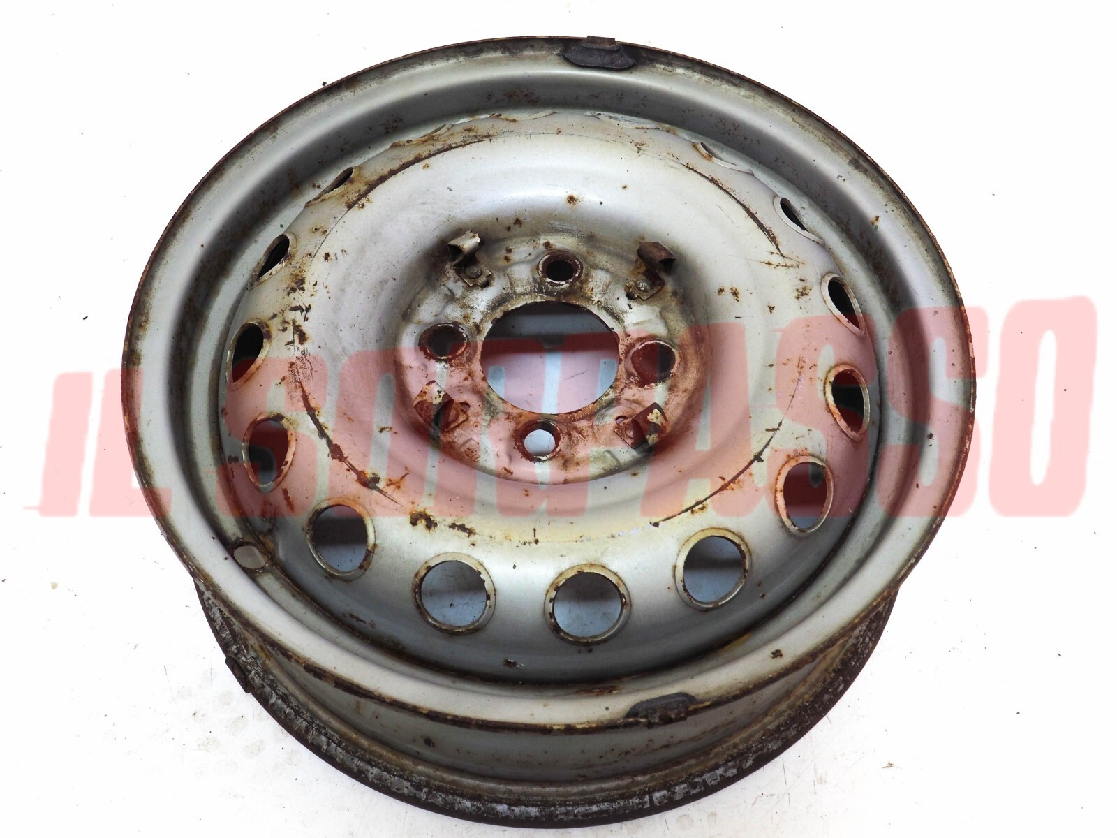 CERCHIO RUOTA ALFA ROMEO GT DUETTO GIULIA 1 SERIE ORIGINALE CMR 4,5 X 15 CERCHIO RUOTA ALFA ROMEO GT DUETTO GIULIA 1 SERIE ORIGINALE CMR 4,5 X 15