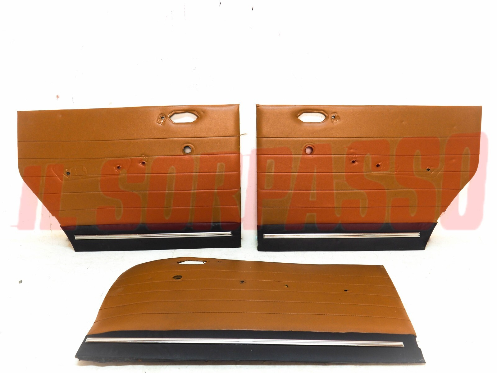 PANNELLI PORTA ANTERIORE + POSTERIORI LANCIA FULVIA BERLINA 1970 ORIGINALI PANNELLI PORTA ANTERIORE + POSTERIORI LANCIA FULVIA BERLINA 1970 ORIGINALI