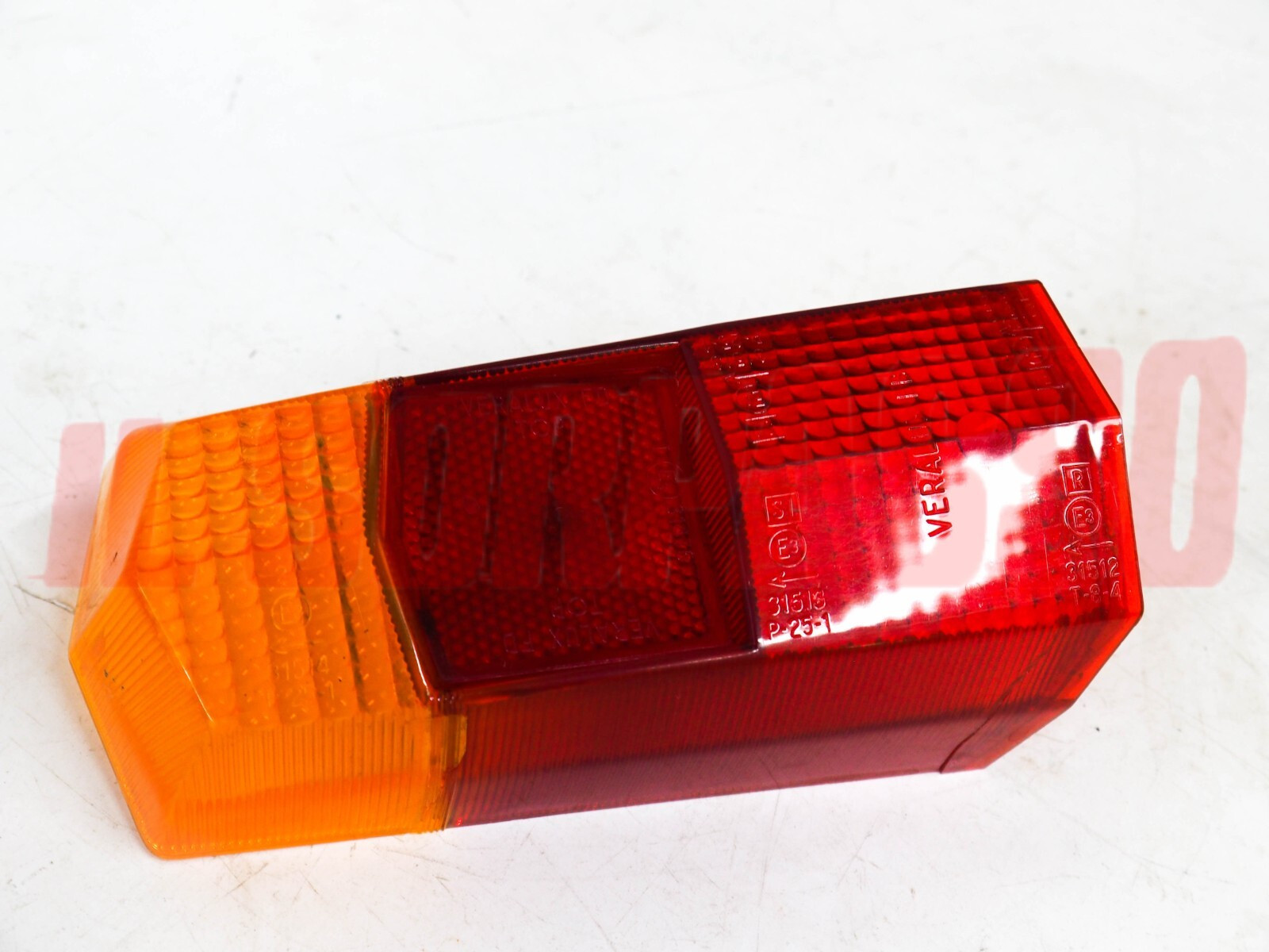 PLASTICA FANALE FARO POSTERIORE CITROEN DIANE 6 MARCA VERALUX PLASTICA FANALE FARO POSTERIORE CITROEN DIANE 6 MARCA VERALUX