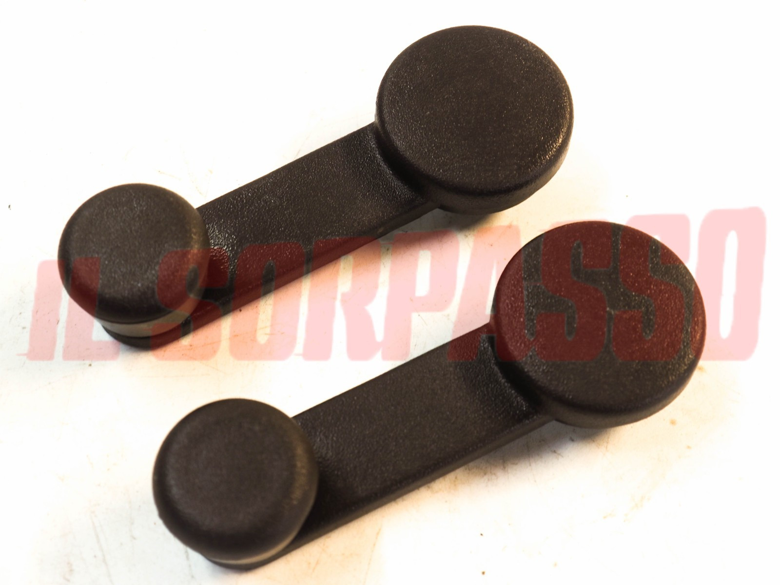 MANIGLIE ALZAVETRO PORTA MARRONI SCURE FIAT RITMO L - CL 3/5 PORTE ORIGINALI MANIGLIE ALZAVETRO PORTA MARRONI SCURE FIAT RITMO L - CL 3/5 PORTE ORIGINALI