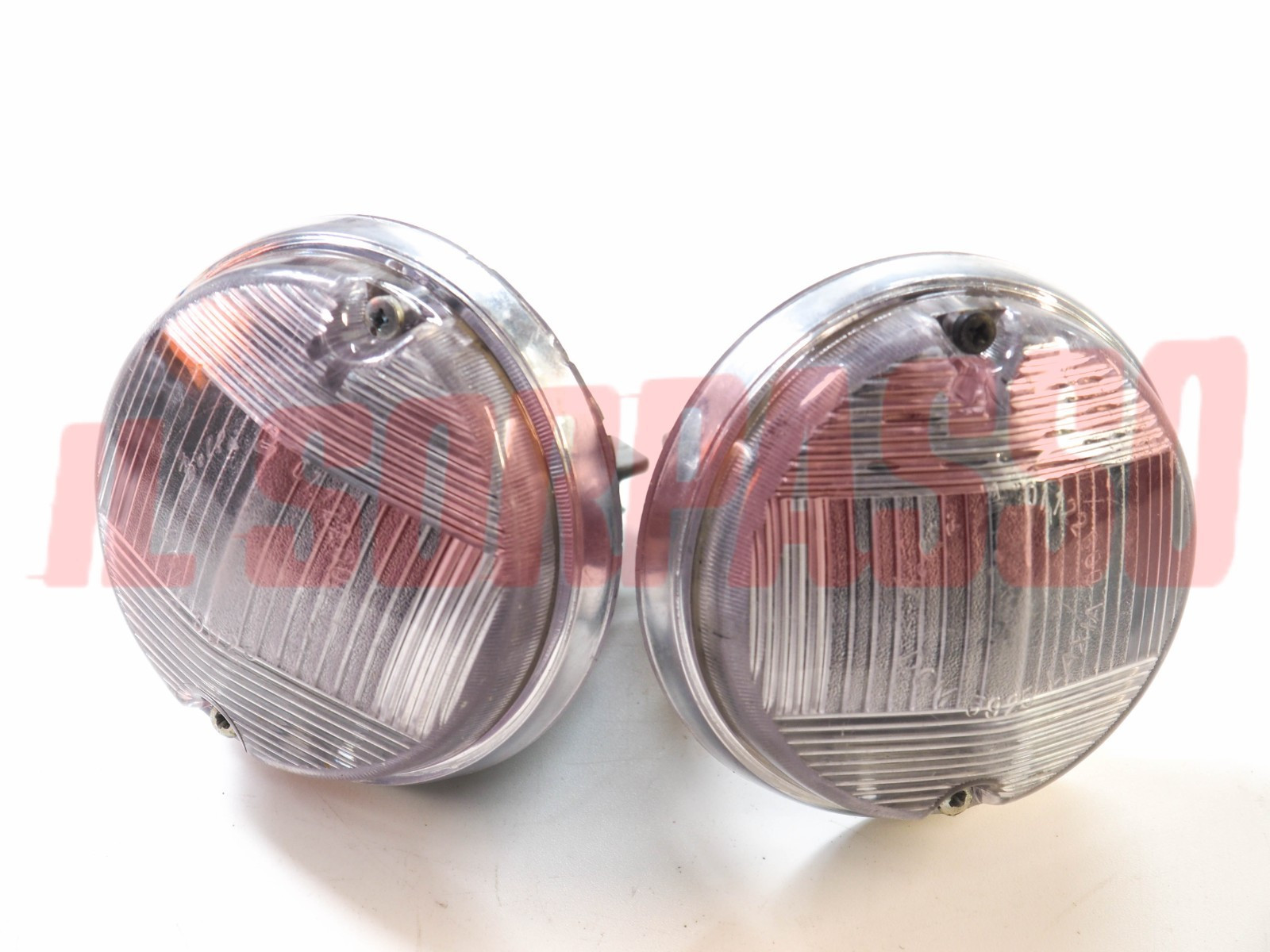FANALINI ANTERIORI FRECCE BIANCHE FIAT 124 COUPE - 850 COUPE 1 S - 1100 R BELLU' FANALINI ANTERIORI FRECCE BIANCHE FIAT 124 COUPE - 850 COUPE 1 S - 1100 R BELLU'