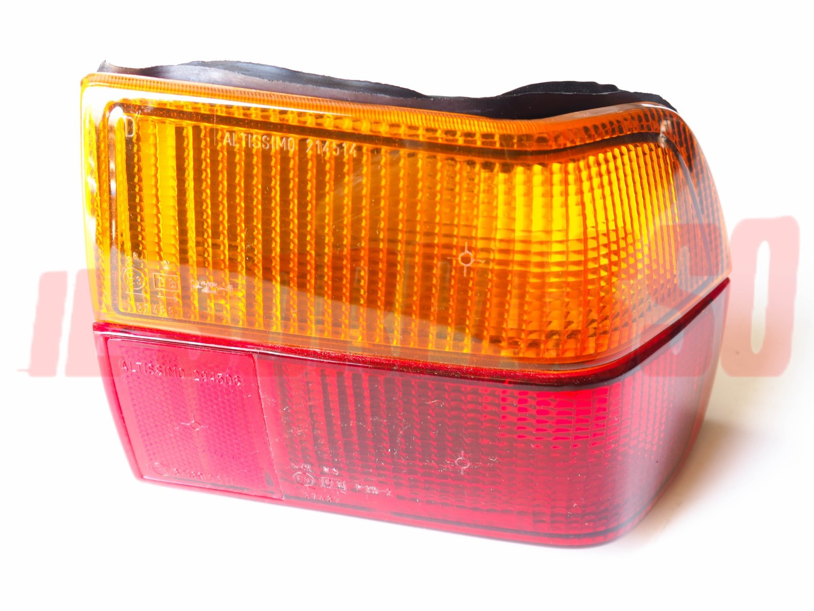 FANALE FARO POSTERIORE DESTRO ALFA ROMEO ALFA SUD ULTIMA SERIE ALTISSIMO FANALE FARO POSTERIORE DESTRO ALFA ROMEO ALFA SUD ULTIMA SERIE ALTISSIMO