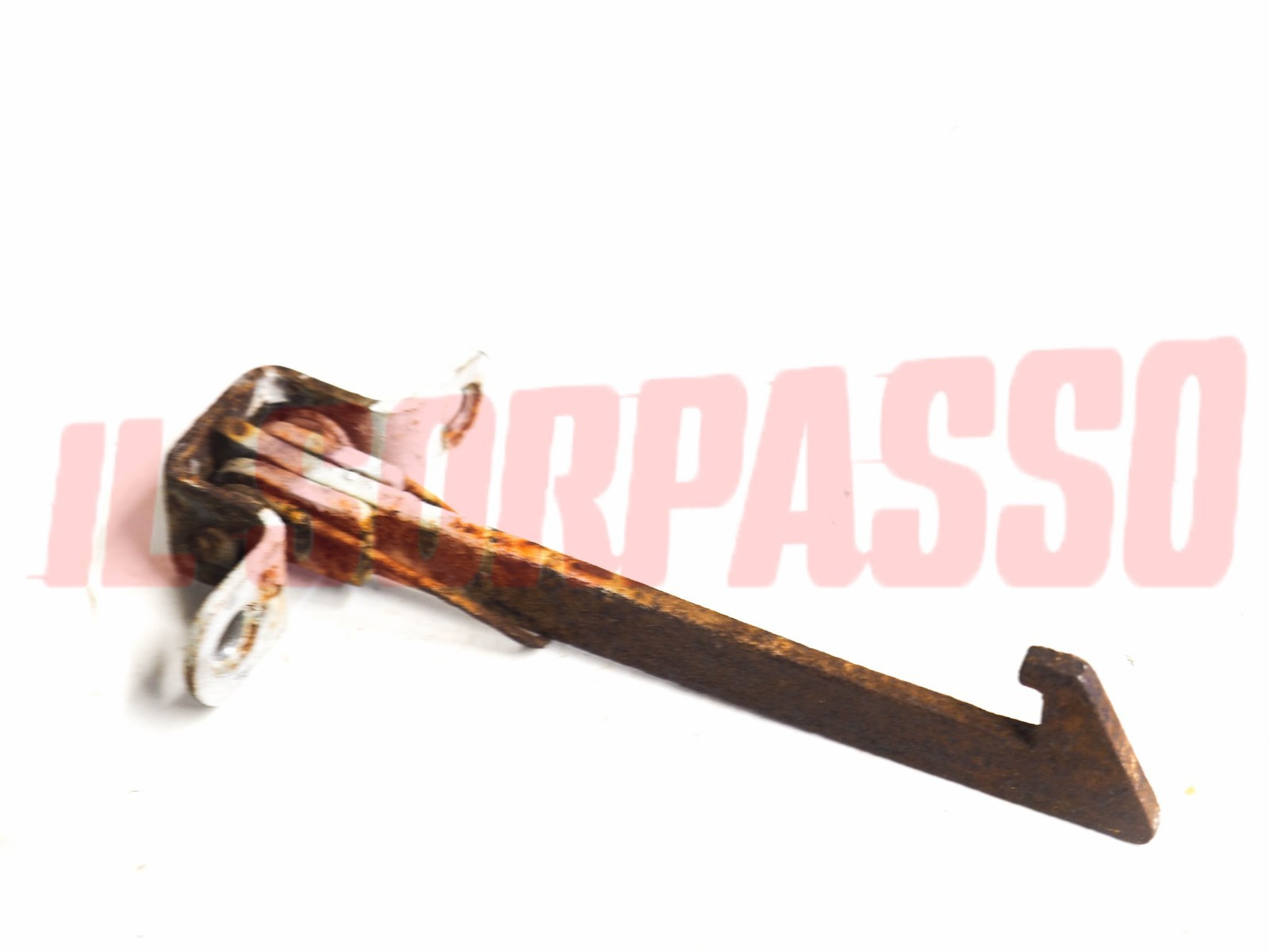 GANCIO COFANO ANTERIORE LANCIA APPIA 3 SERIE ORIGINALE GANCIO COFANO ANTERIORE LANCIA APPIA 3 SERIE ORIGINALE