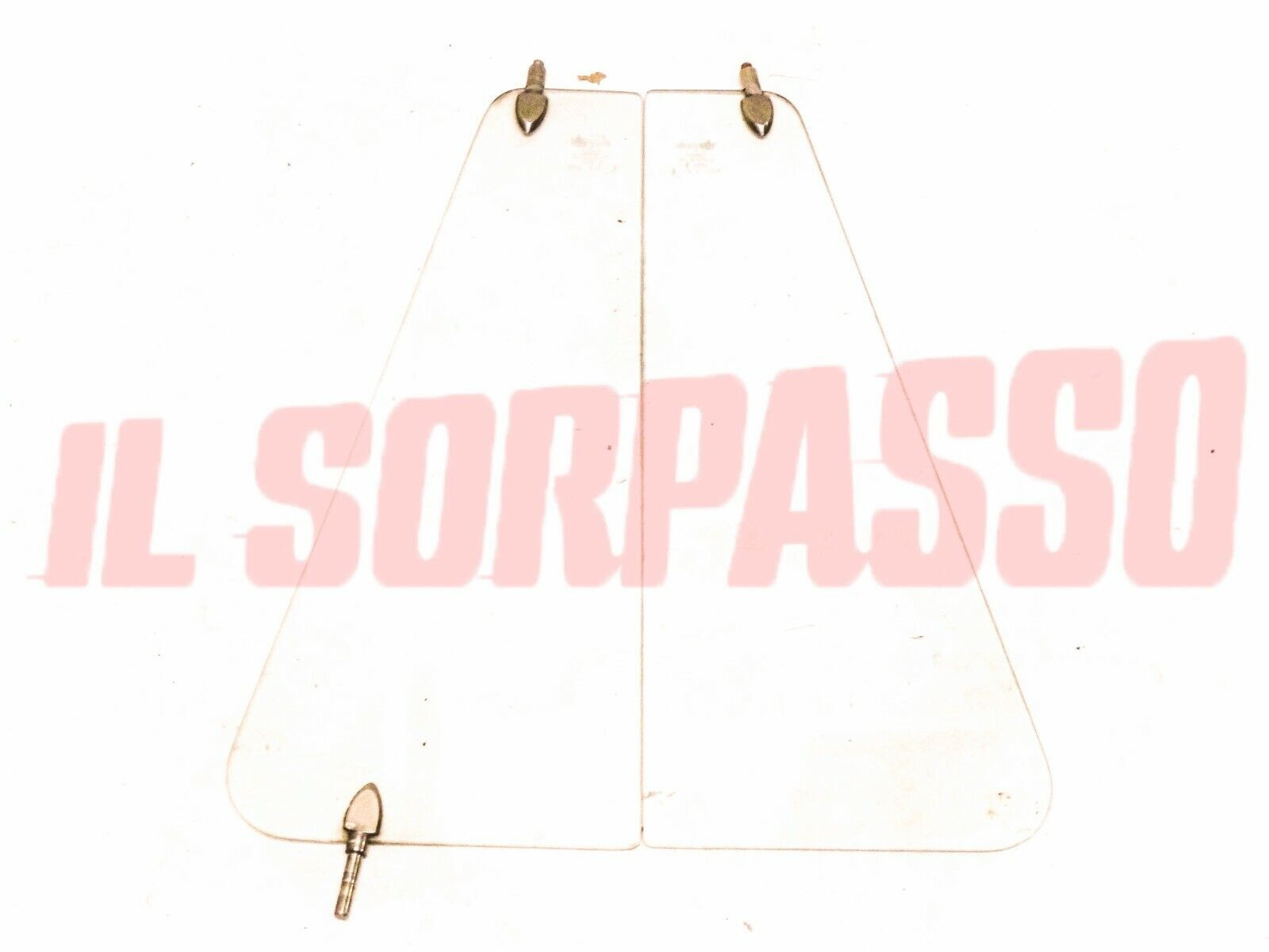 VETRO DEFLETTORE DESTRO + SINISTRO FIAT OM 50 - 100 NC ORIGINALI VETRO DEFLETTORE DESTRO + SINISTRO FIAT OM 50 - 100 NC ORIGINALI