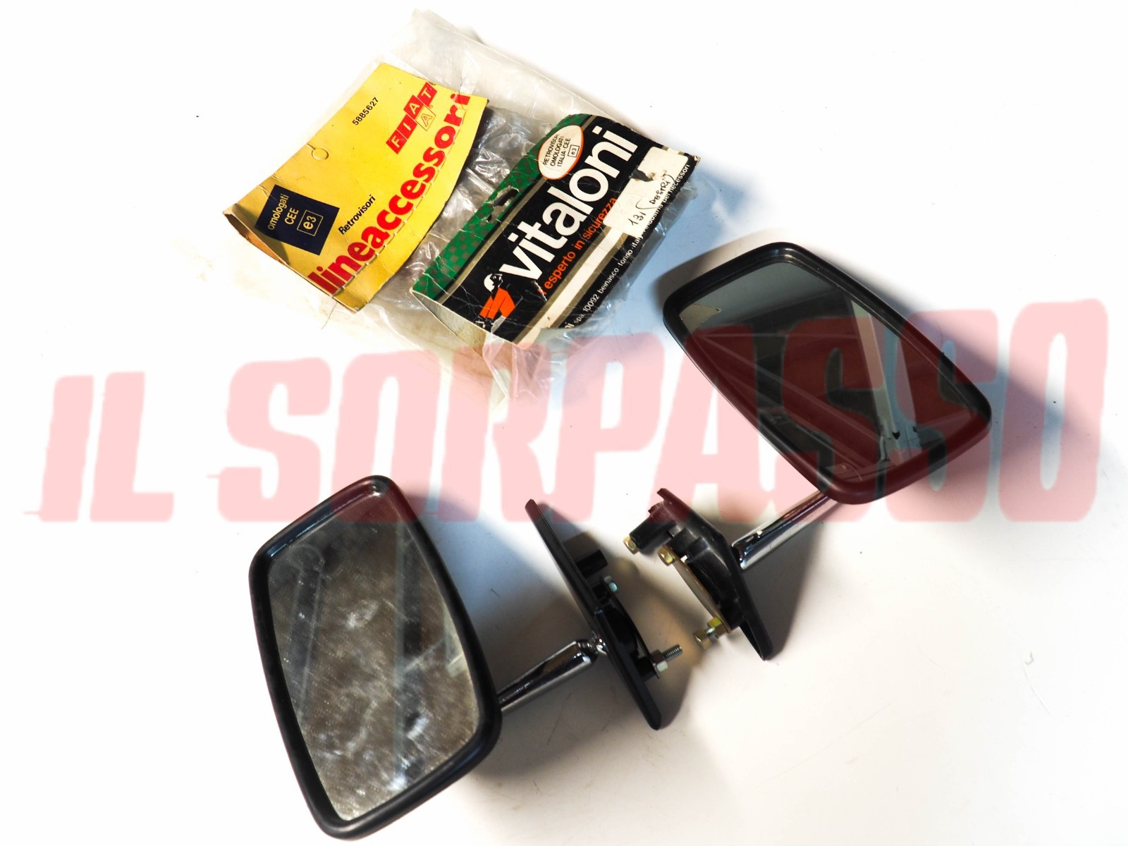 SPECCHI SPECCHIETTI RETROVISORI DESTRO + SINISTRO FIAT 131 1 SERIE NOS VITALONI SPECCHI SPECCHIETTI RETROVISORI DESTRO + SINISTRO FIAT 131 1 SERIE NOS VITALONI