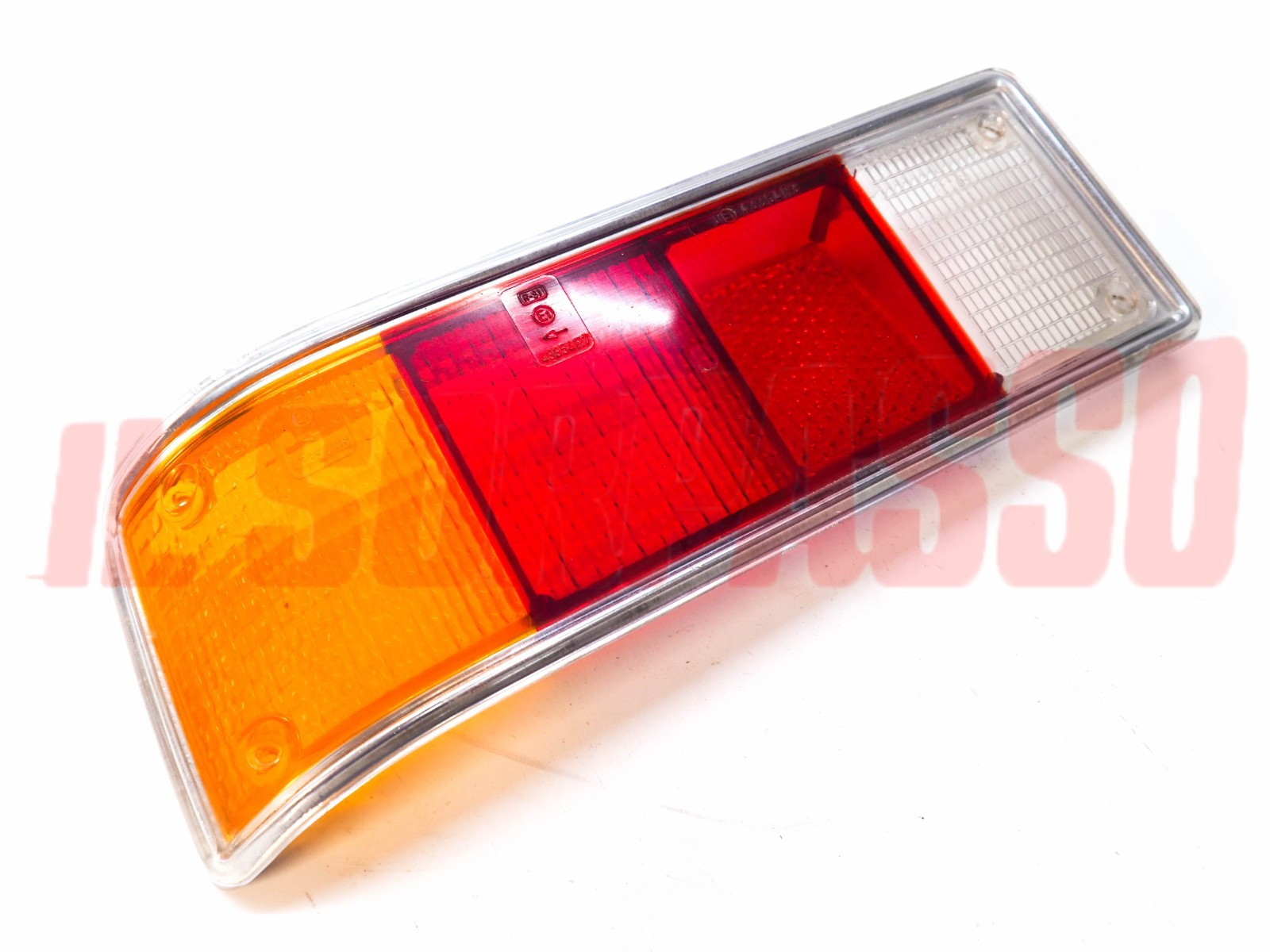 PLASTICA FANALE POSTERIORE SINISTRA OPEL REKORD D COMMODORE B ORIGINALE HELLA PLASTICA FANALE POSTERIORE SINISTRA OPEL REKORD D COMMODORE B ORIGINALE HELLA