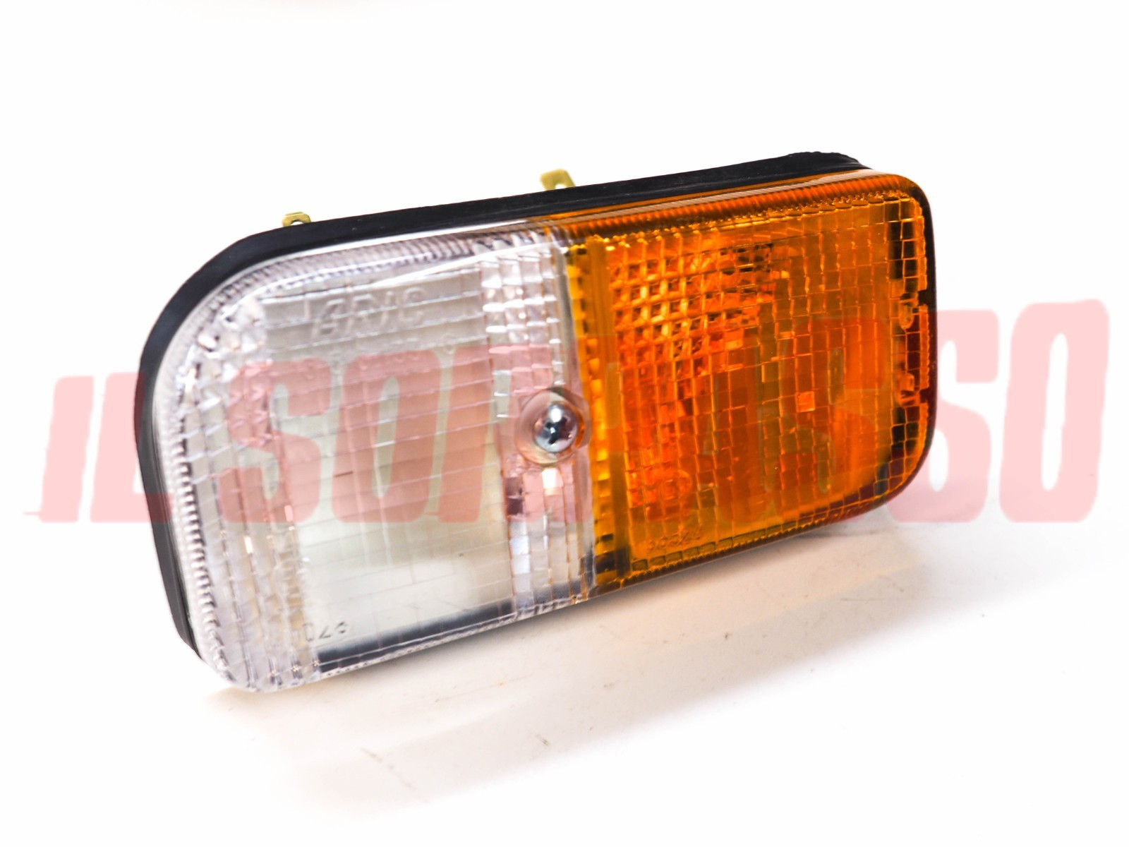 FANALINO ANTERIORE SINISTRO RENAULT 4 R4 MARCA ARIC FANALINO ANTERIORE SINISTRO RENAULT 4 R4 MARCA ARIC