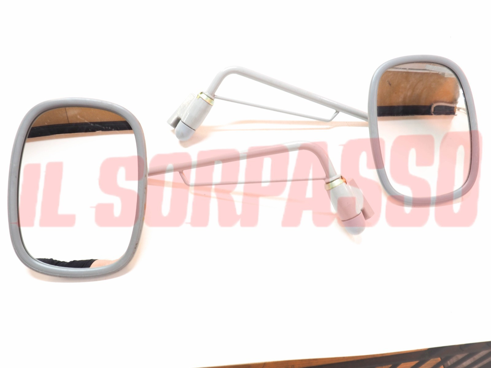 SPECCHI RETROVISORI DESTRO + SINISTRO GRIGI OVALI FIAT OM 40 ARSAUTO SPECCHI RETROVISORI DESTRO + SINISTRO GRIGI OVALI FIAT OM 40 ARSAUTO