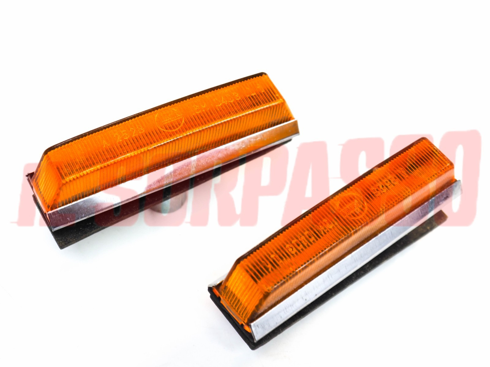 FANALINI FRECCE LATERALI GUARNIZIONI FIAT 1200 1500 SPIDER ORIGINALI GIUNTINI FANALINI FRECCE LATERALI GUARNIZIONI FIAT 1200 1500 SPIDER ORIGINALI GIUNTINI
