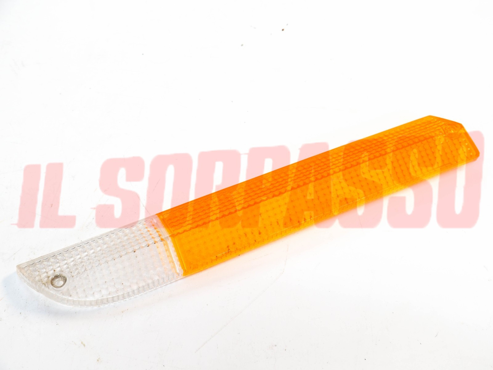PLASTICA FANALINO ANTERIORE DESTRO PEUGEOT 504 ORIGINALE FRANKANI PLASTICA FANALINO ANTERIORE DESTRO PEUGEOT 504 ORIGINALE FRANKANI