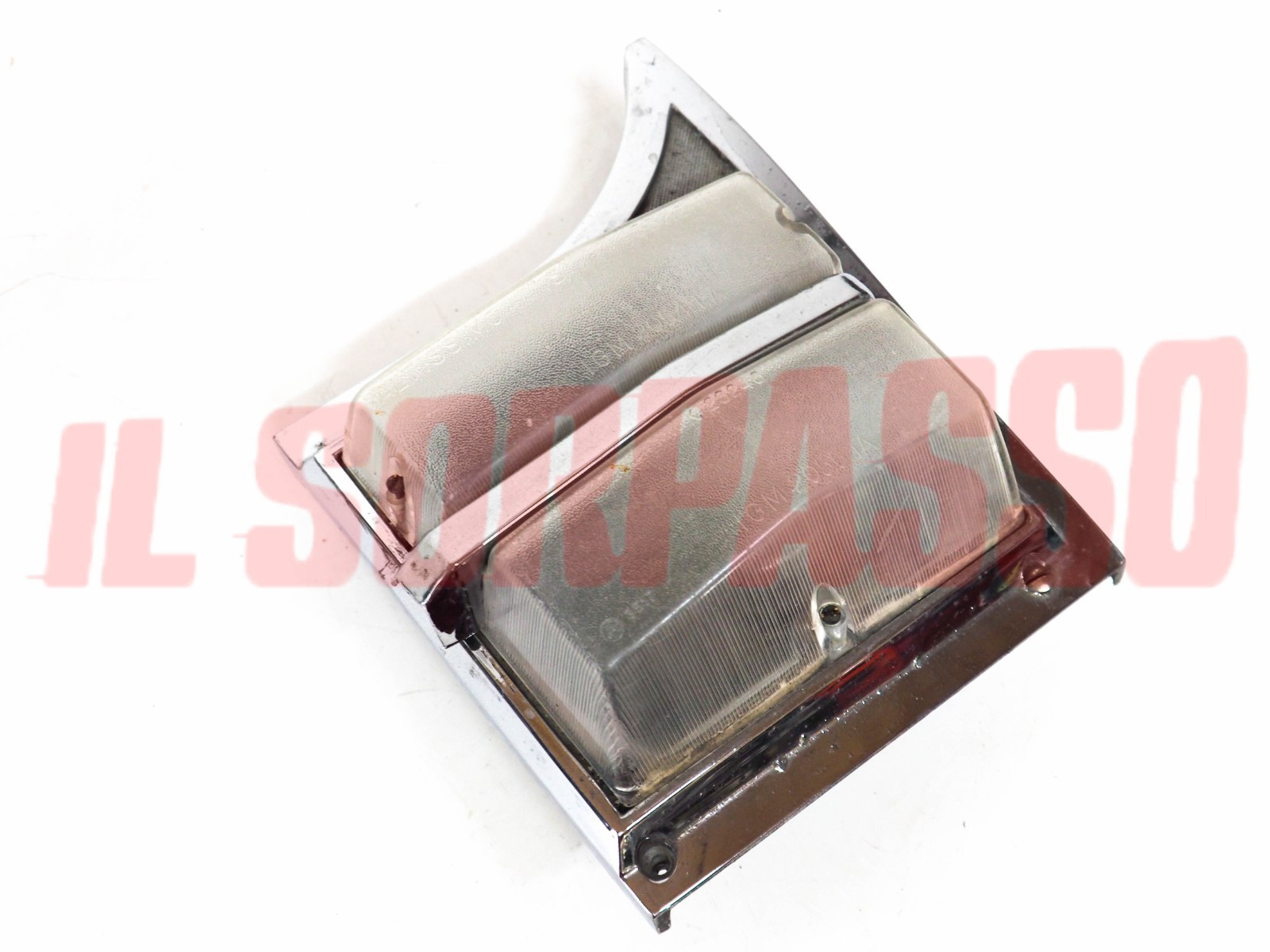 FANALINO ANTERIORE FRECCIA SINISTRO FIAT 2300 BERLINA ORIGINALE ALTISSIMO FANALINO ANTERIORE FRECCIA SINISTRO FIAT 2300 BERLINA ORIGINALE ALTISSIMO