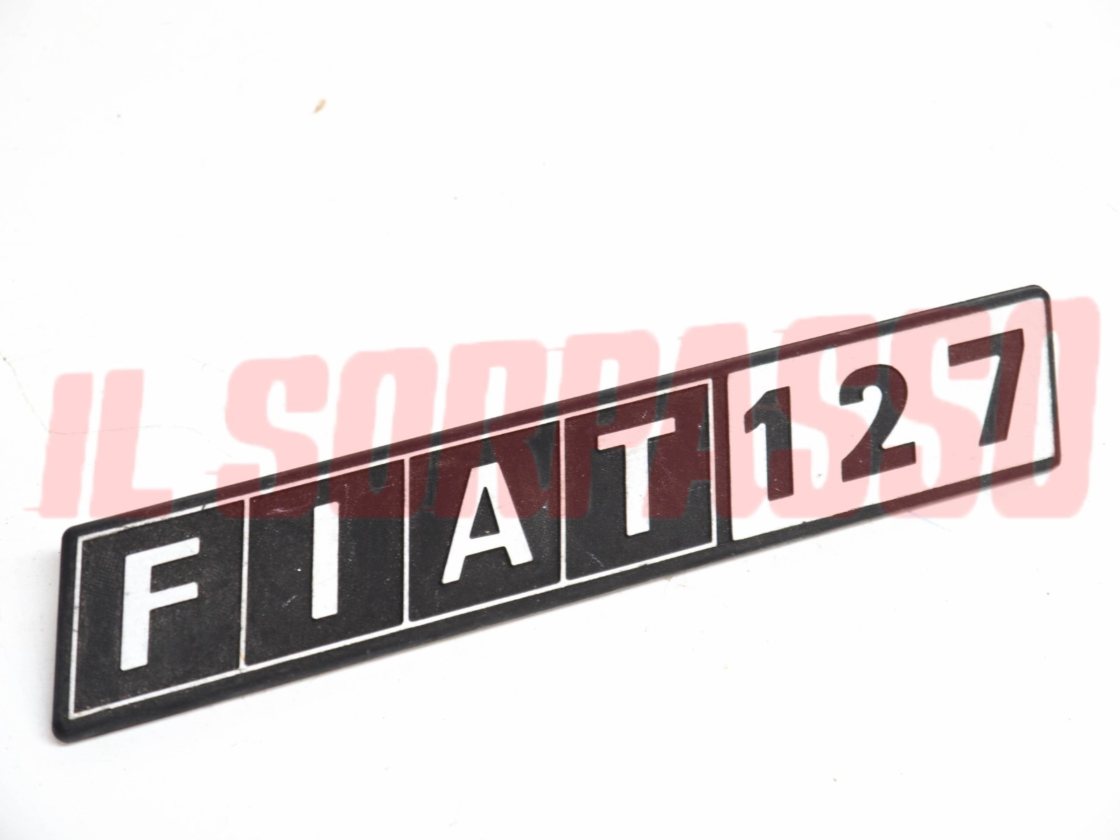 SCRITTA SIGLA COFANO POSTERIORE FIAT 127 C - CL ORIGINALE ALLUMINIO SCRITTA SIGLA COFANO POSTERIORE FIAT 127 C - CL ORIGINALE ALLUMINIO
