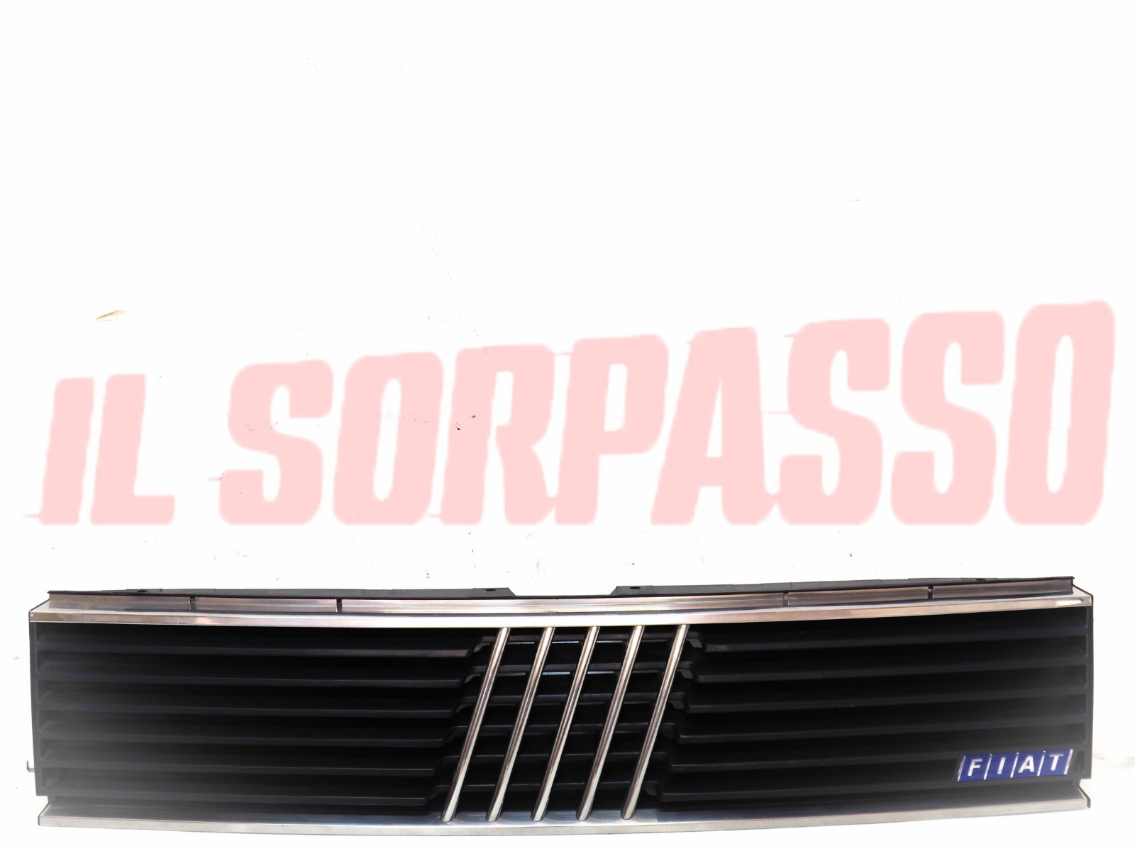 MASCHERINA SCRITTA SIGLA GRIGLIA FIAT CROMA MK1 ORIGINALE