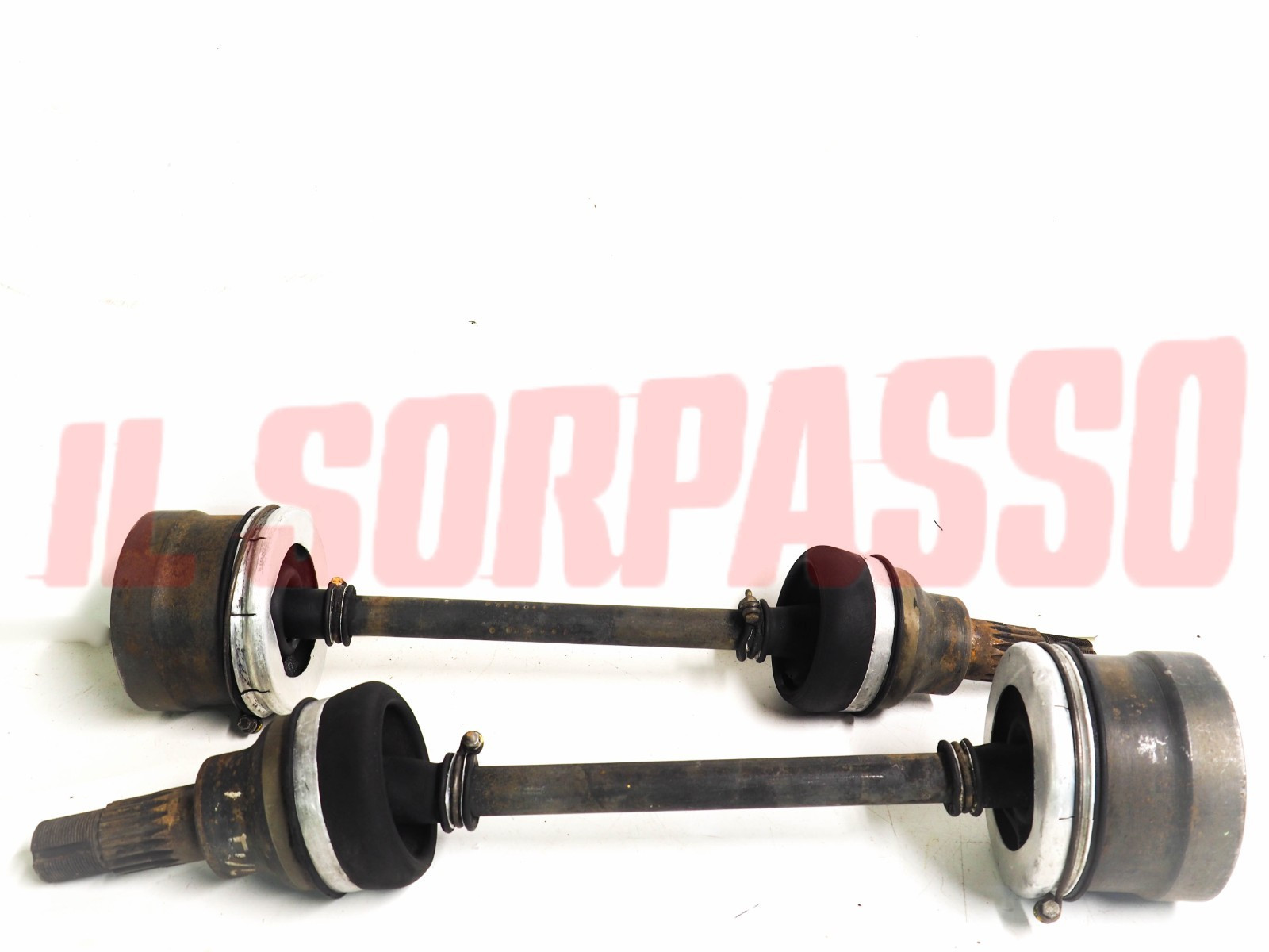 SEMIASSI DESTRO + SINISTRO LANCIA FULVIA BERLINA COUPE ZAGATO 1 SERIE ORIGINALI SEMIASSI DESTRO + SINISTRO LANCIA FULVIA BERLINA COUPE ZAGATO 1 SERIE ORIGINALI