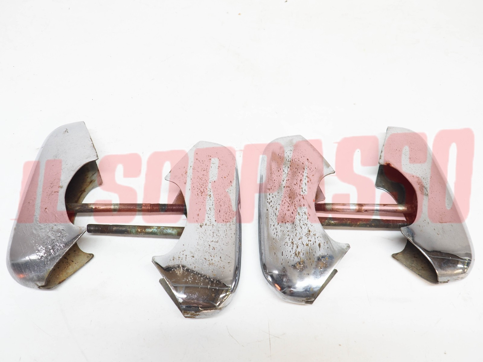 ROSTRI BORCHIE PARAURTI ANTERIORE POSTERIORE FIAT 1100 103 BAULETTO E TV USATI ROSTRI BORCHIE PARAURTI ANTERIORE POSTERIORE FIAT 1100 103 BAULETTO E TV USATI