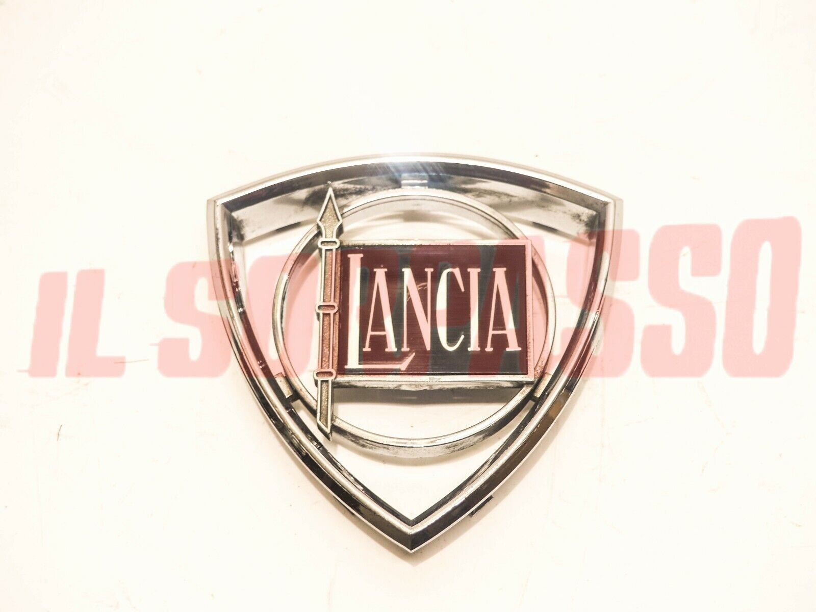 STEMMA LOGO MASCHERINA GRIGLIA ANTERIORE LANCIA BETA ORIGINALE STEMMA LOGO MASCHERINA GRIGLIA ANTERIORE LANCIA BETA ORIGINALE