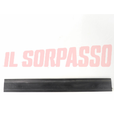 MODANATURA PORTA LATERALE + BOCCOLE FIAT 900 E PANORAMA FURGONE ORIGINALE