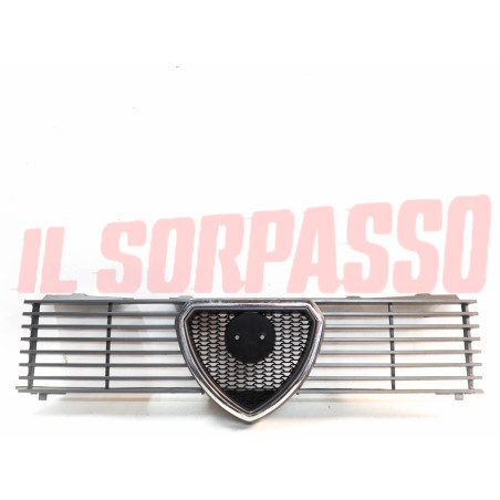 MASCHERINA GRIGLIA ALFA ROMEO GIULIETTA DAL 1983 AL 1985 ORIGINALE