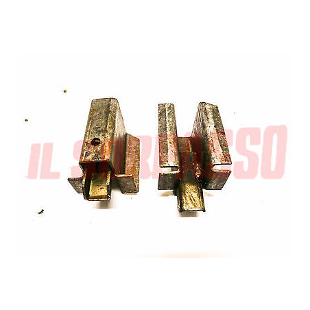 SUPPORTI ALLOGGIAMENTO MARTELLETTO CRIC FIAT 126 ORIGINALI