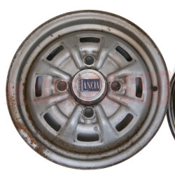 CERCHI RUOTA + BORCHIETTE STEMMI LANCIA FULVIA COUPE 3 SERIE 4,5X14 FERGAT
