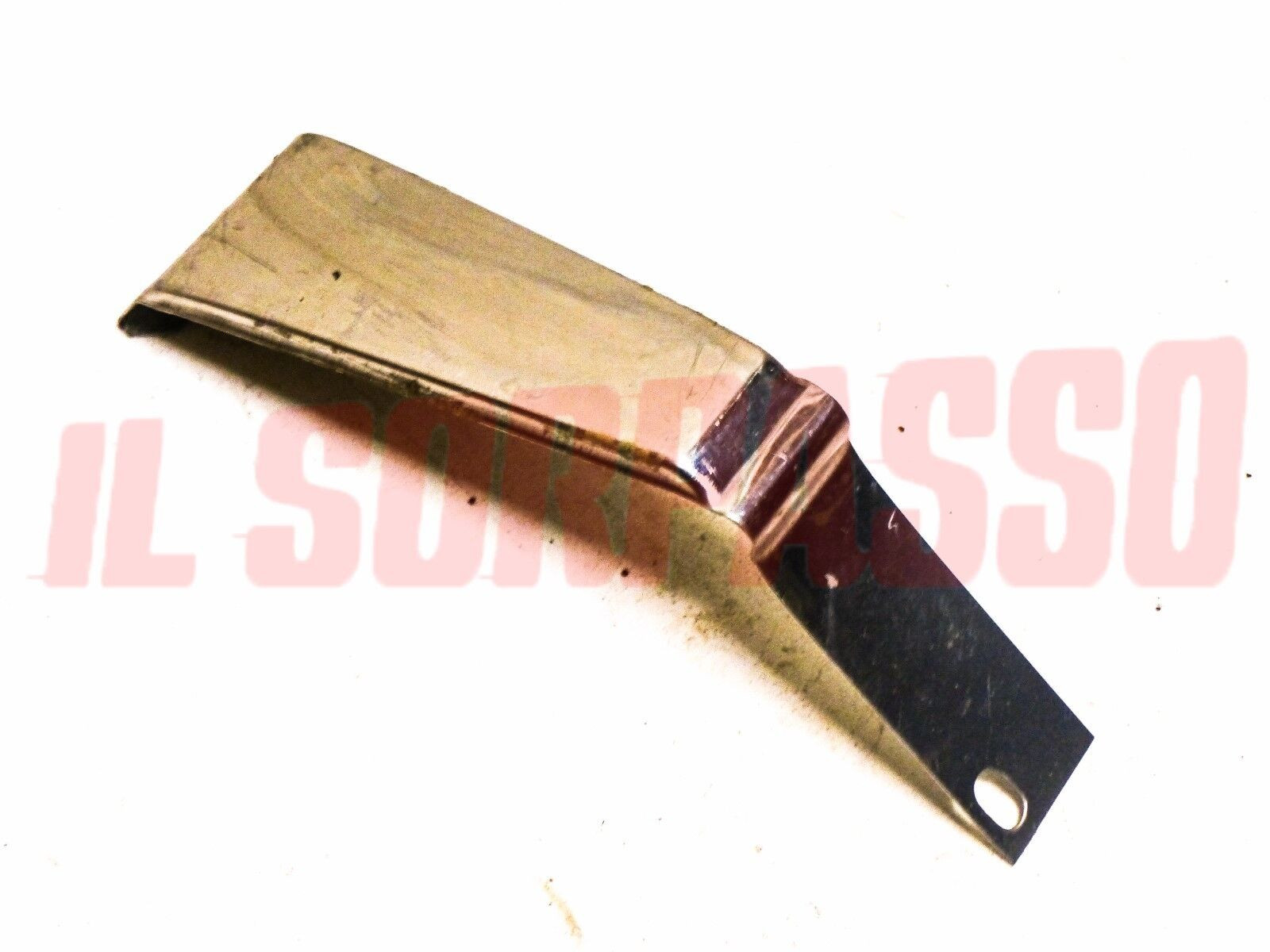 COPRI GIUNZIONE PARAURTI ANTERIORE CENTRALE ALFA ROMEO GT SCALINO ORIGINALE COPRI GIUNZIONE PARAURTI ANTERIORE CENTRALE ALFA ROMEO GT SCALINO ORIGINALE