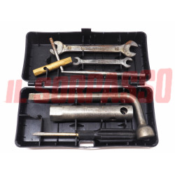 SCATOLA CONTENITORE TROUSSE CASETTA ATTREZZI FIAT 124 125 126 127 128 131 NERA