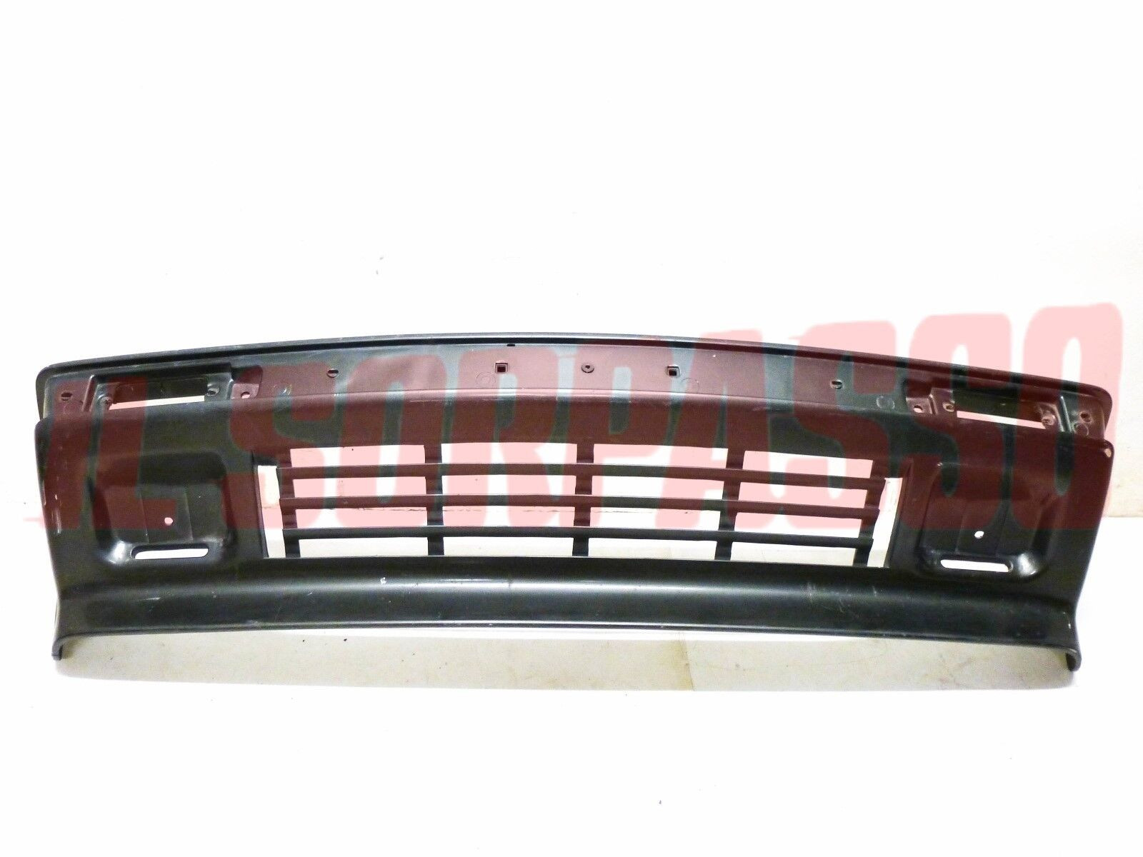 PARAURTI ANTERIORE MASERATI BITURBO ORIGINALE USATO PARAURTI ANTERIORE MASERATI BITURBO ORIGINALE USATO
