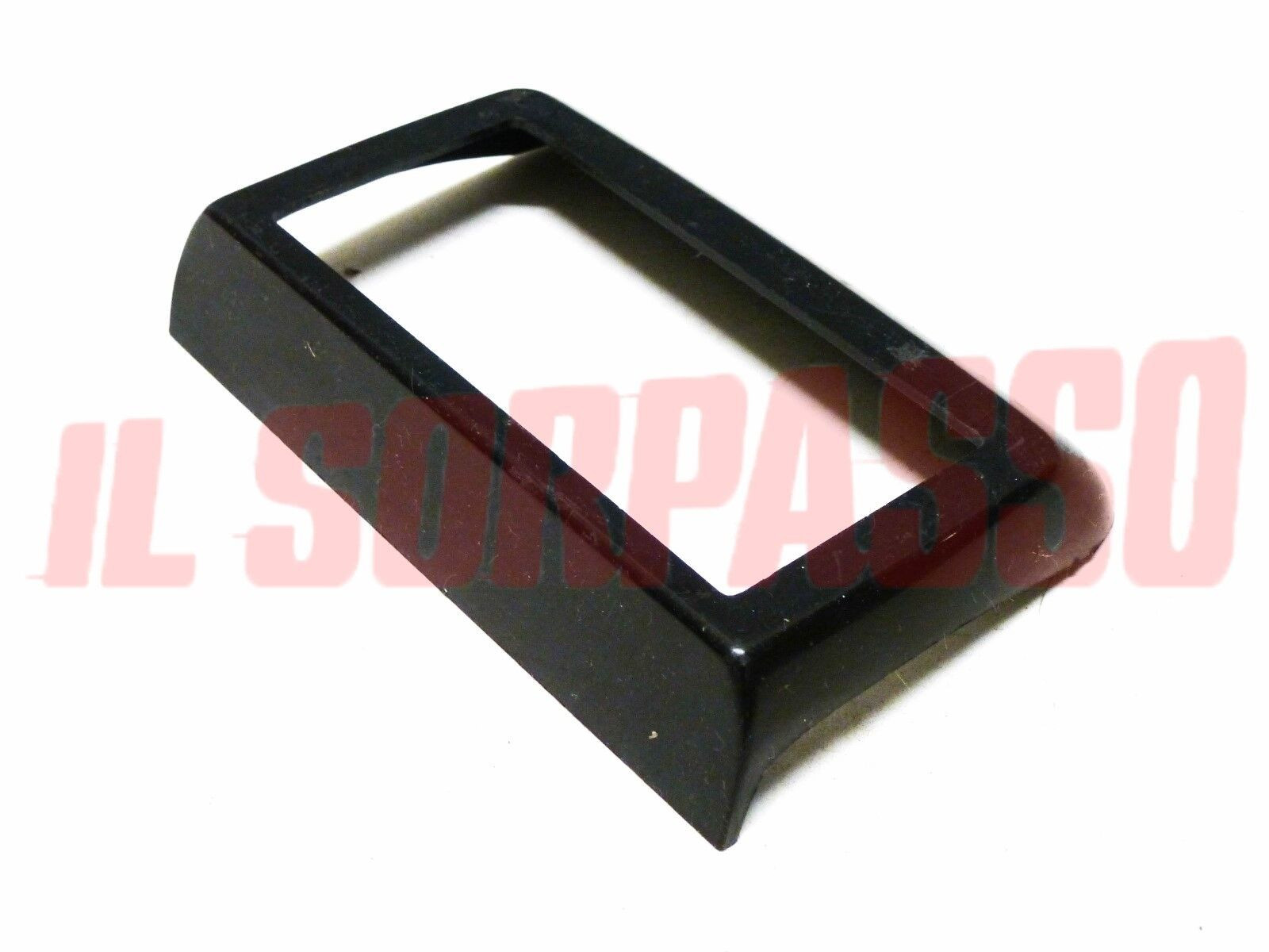 SEDE POSACENERE PORTA POSTERIORE FIAT 1100 103 EXPORT SPECIAL D ORIGINALE SEDE POSACENERE PORTA POSTERIORE FIAT 1100 103 EXPORT SPECIAL D ORIGINALE