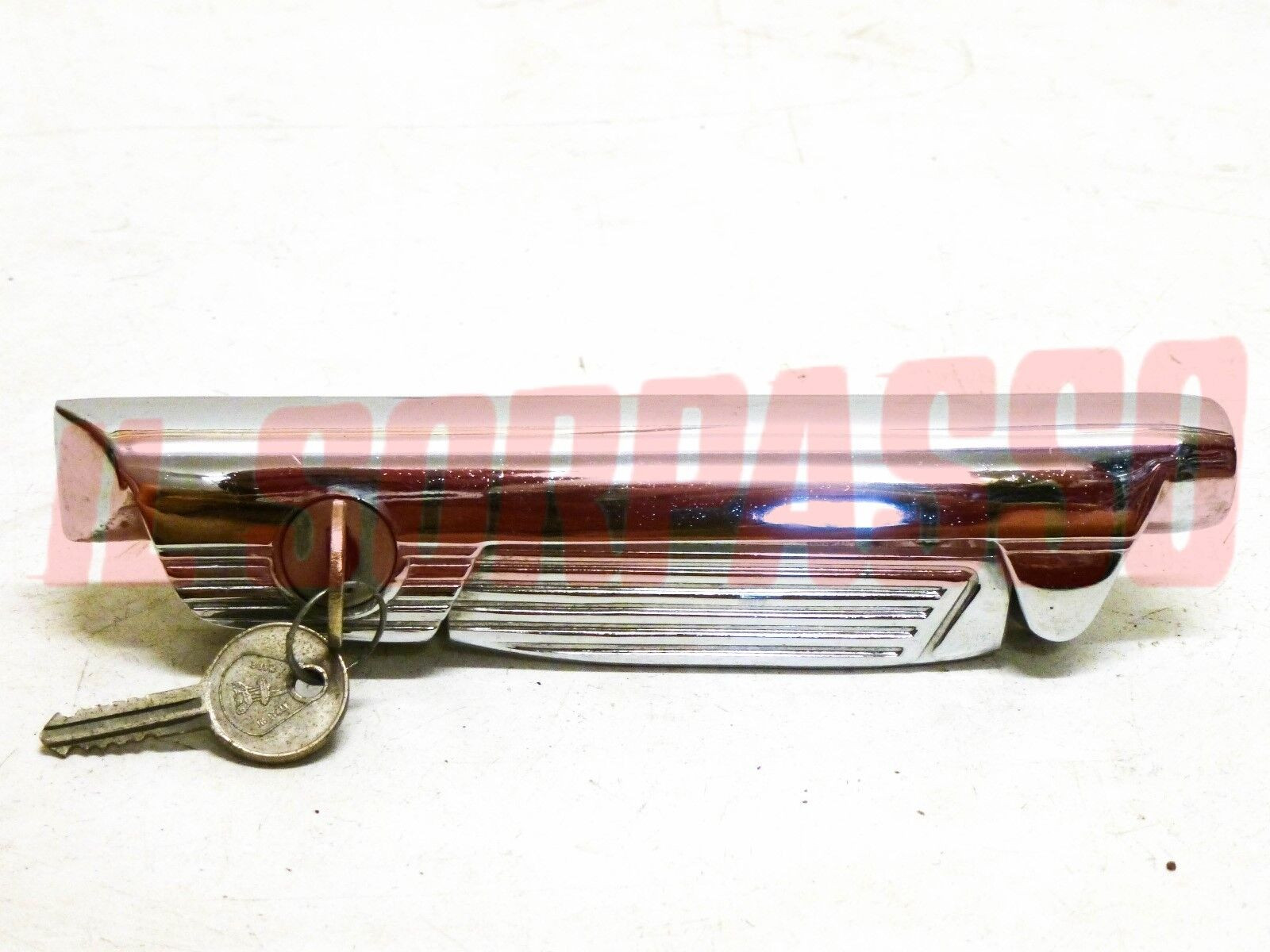 MANIGLIA PORTA ANTERIORE DESTRA FIAT 1300 1500 BERLINA ORIGINALE MANIGLIA PORTA ANTERIORE DESTRA FIAT 1300 1500 BERLINA ORIGINALE