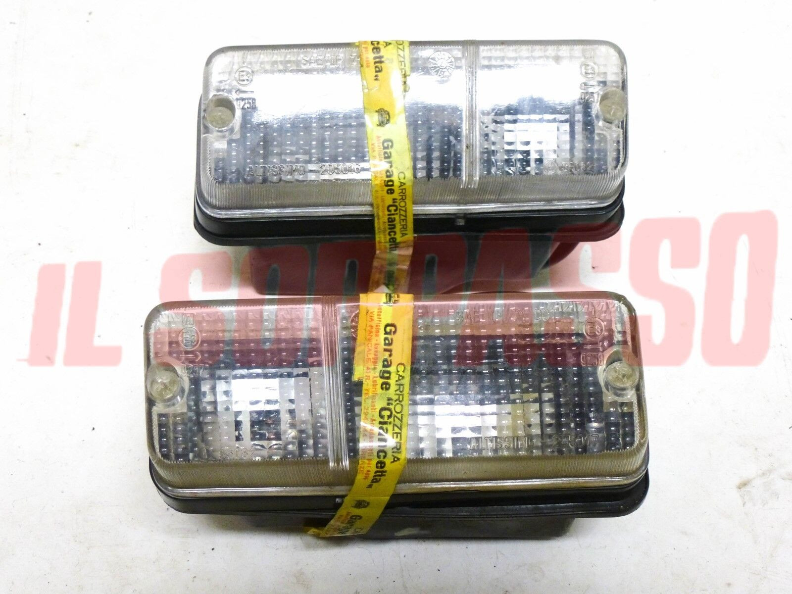 FANALINI ANTERIORI FRECCE DESTRO SINISTRO FIAT 128 COUPE S SL ALTISSIMO FANALINI ANTERIORI FRECCE DESTRO SINISTRO FIAT 128 COUPE S SL ALTISSIMO